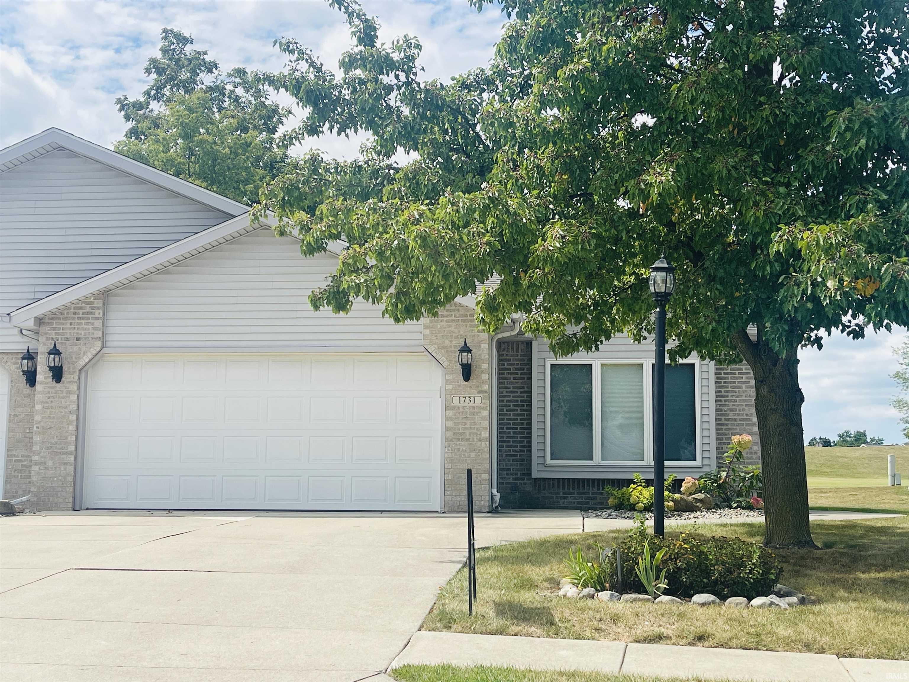 1731 E Inverness Circle