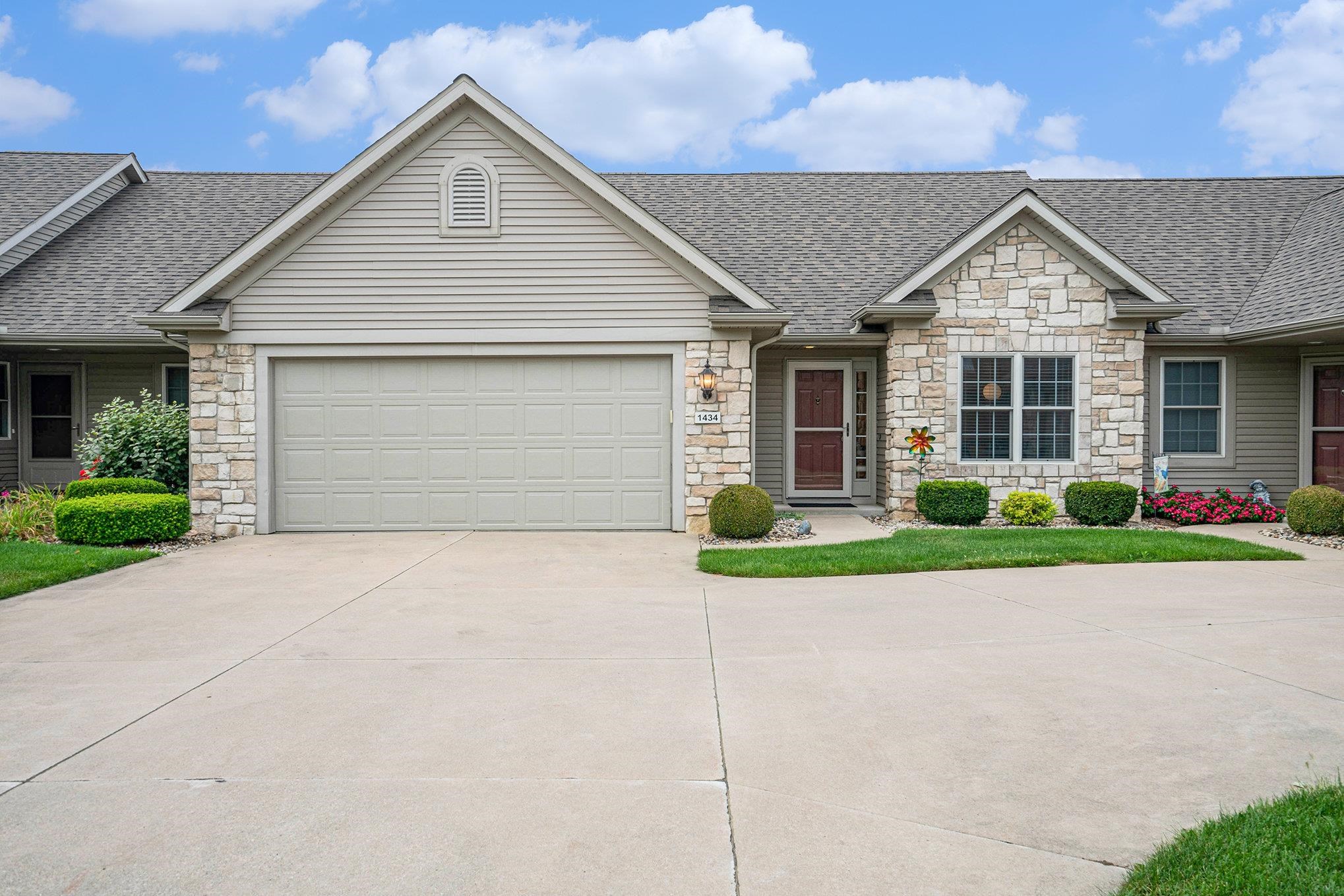For Sale 1434 Canterbury Court Goshen IN 46526 MLS# 202433238