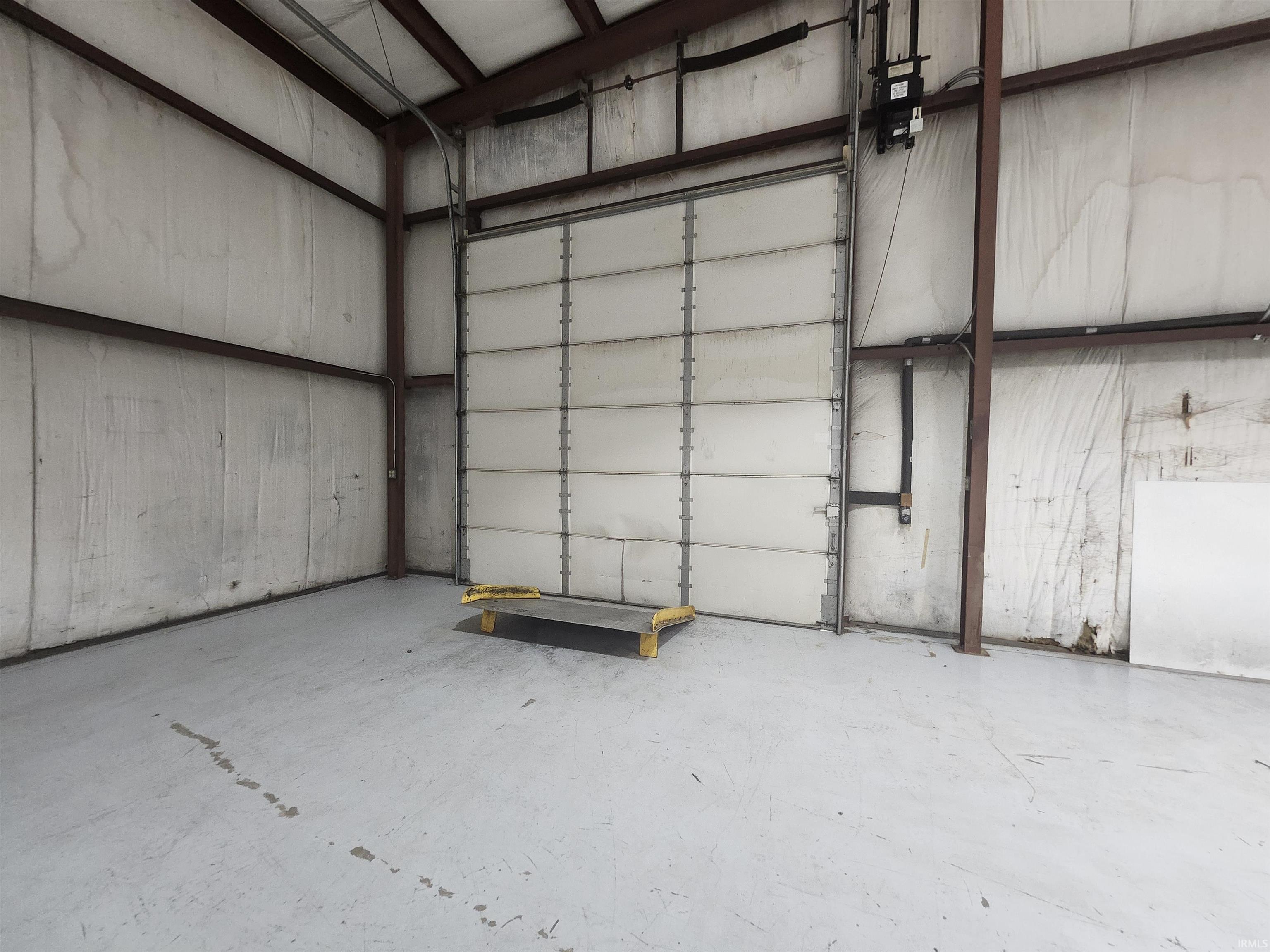 2921 E 400 South