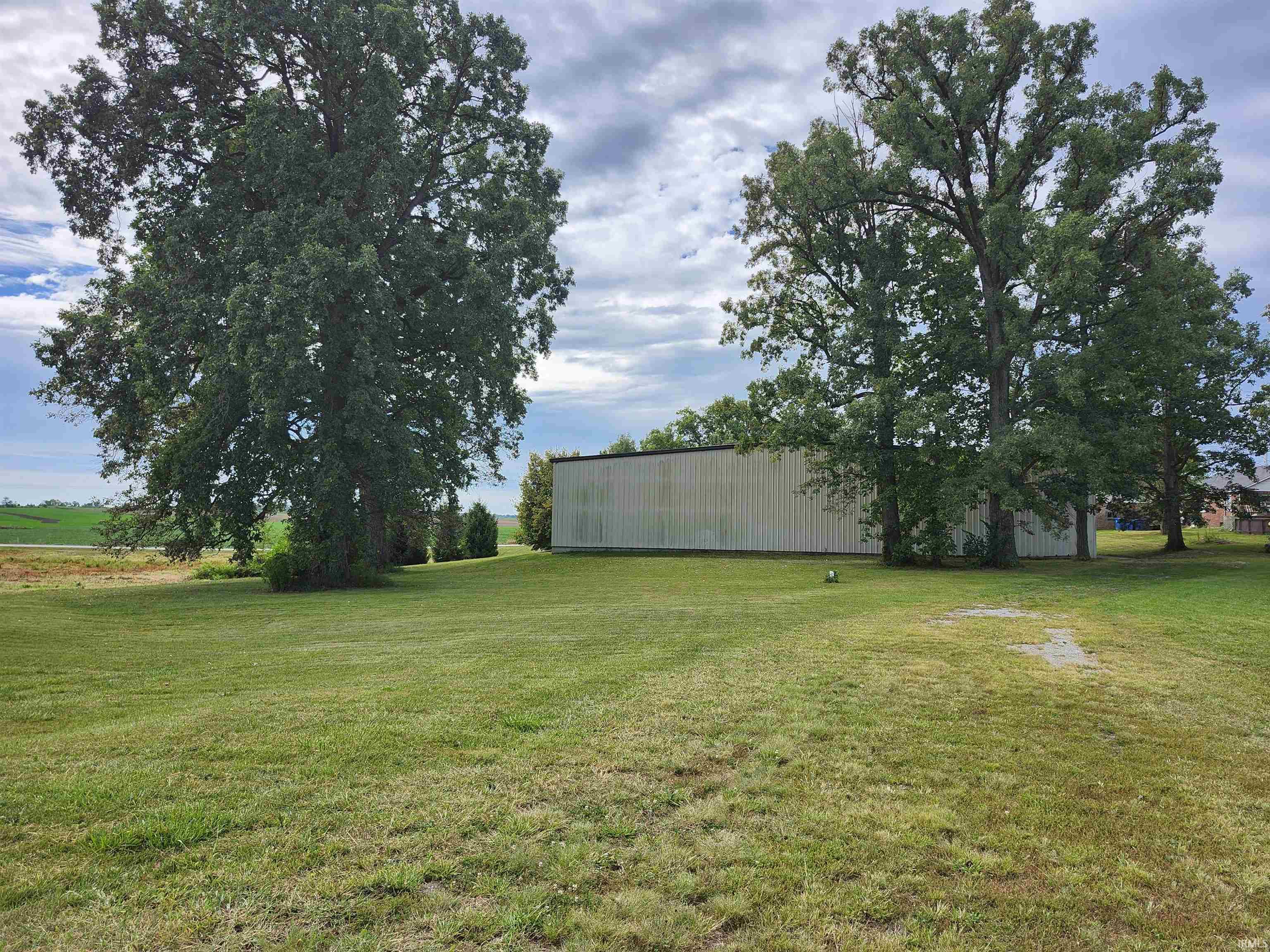 2921 E 400 South