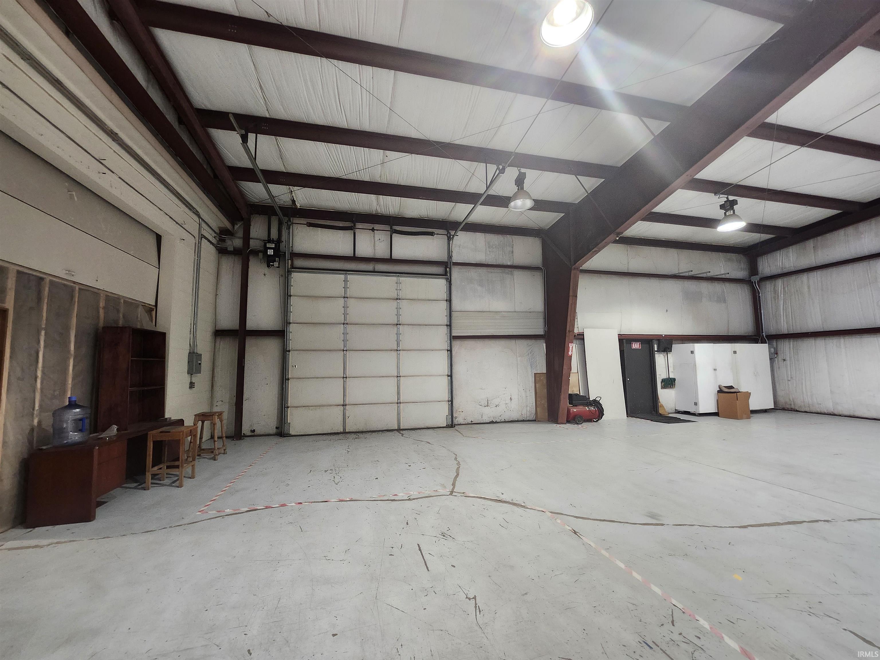 2921 E 400 South