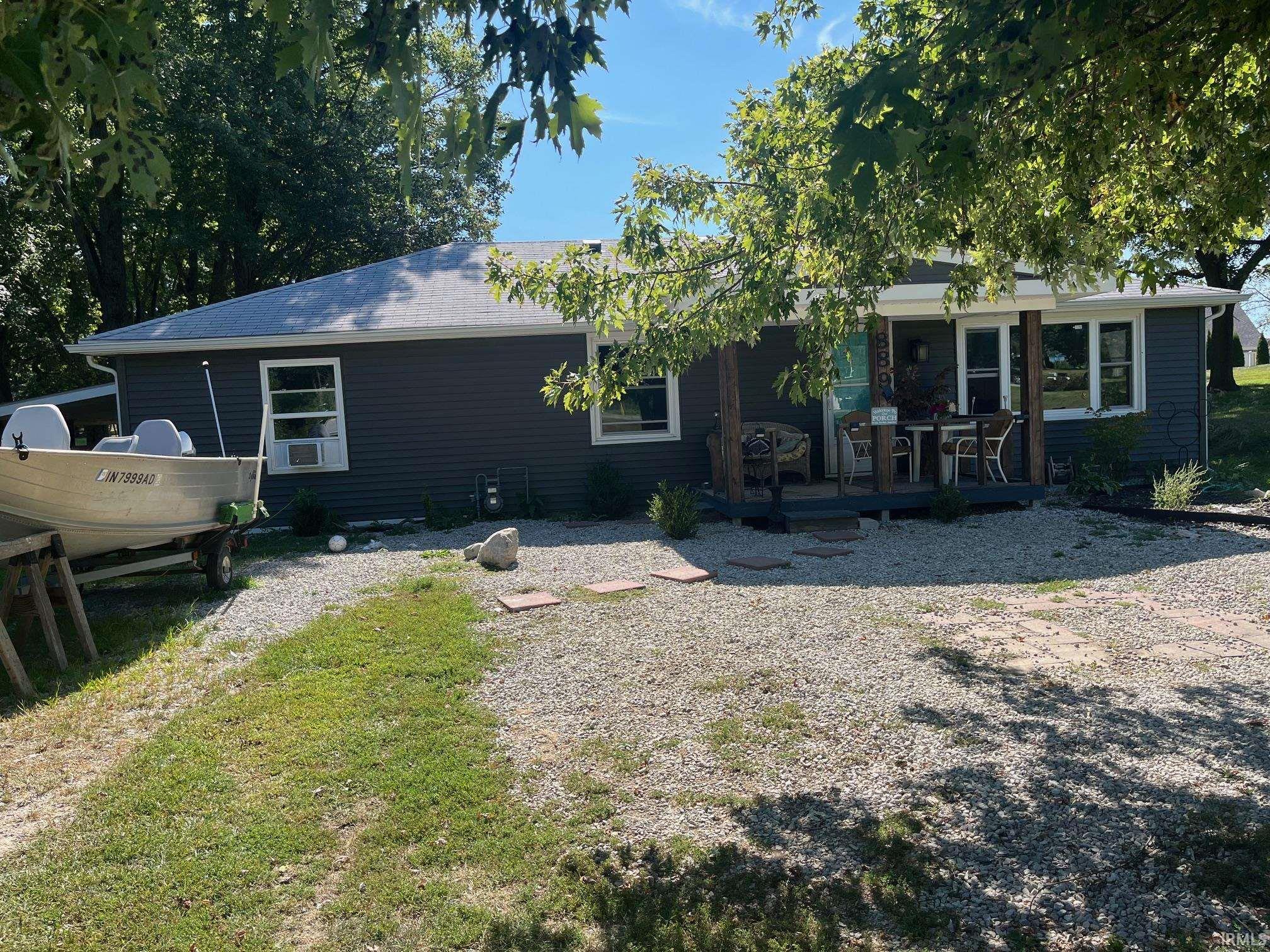 889 W Lincolnway
