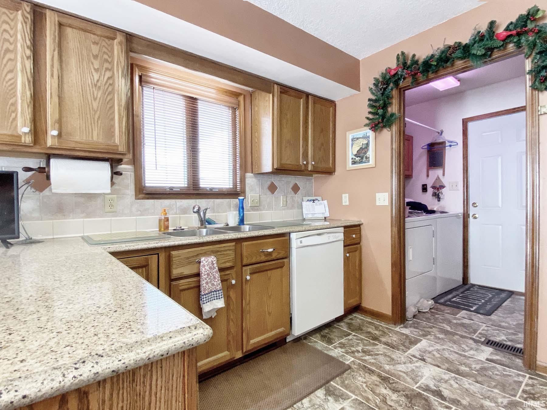 1778 E Inverness Circle