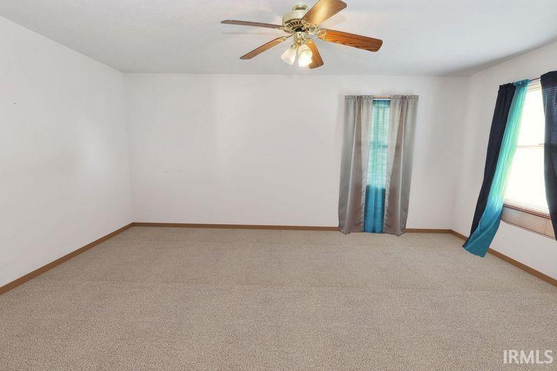 Photo 16 of 23480 Parkwood Pl
