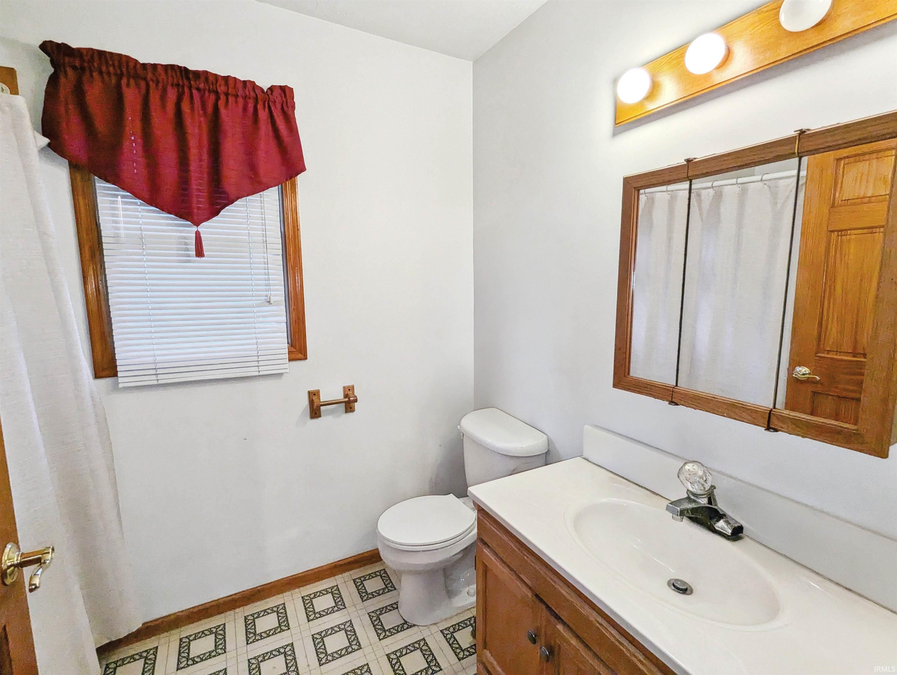 Photo 22 of 23480 Parkwood Pl