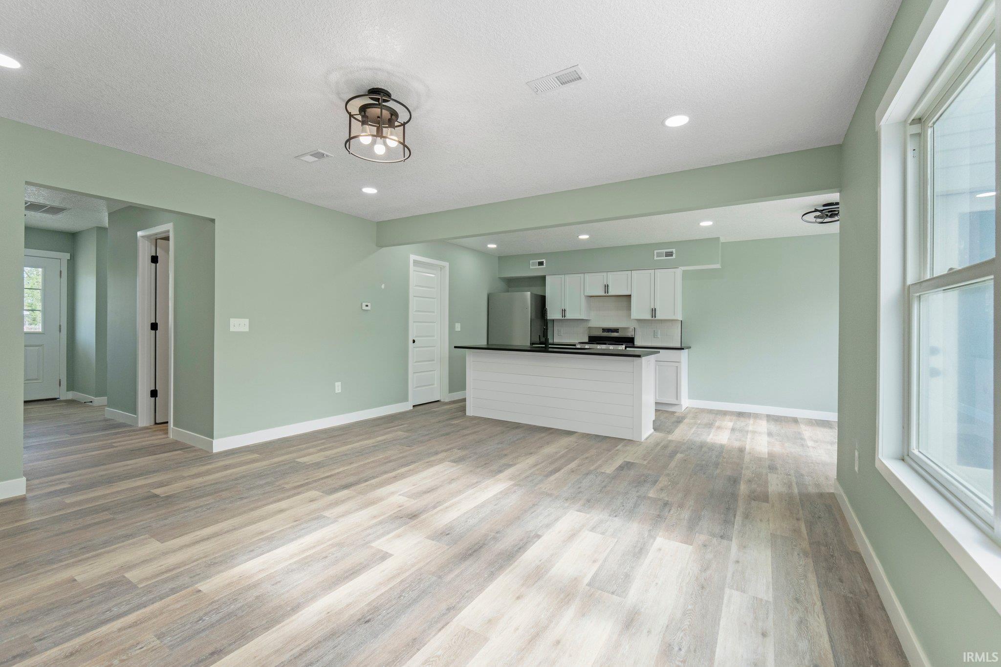 Photo 6 of 3615 Lindbergh Boulevard