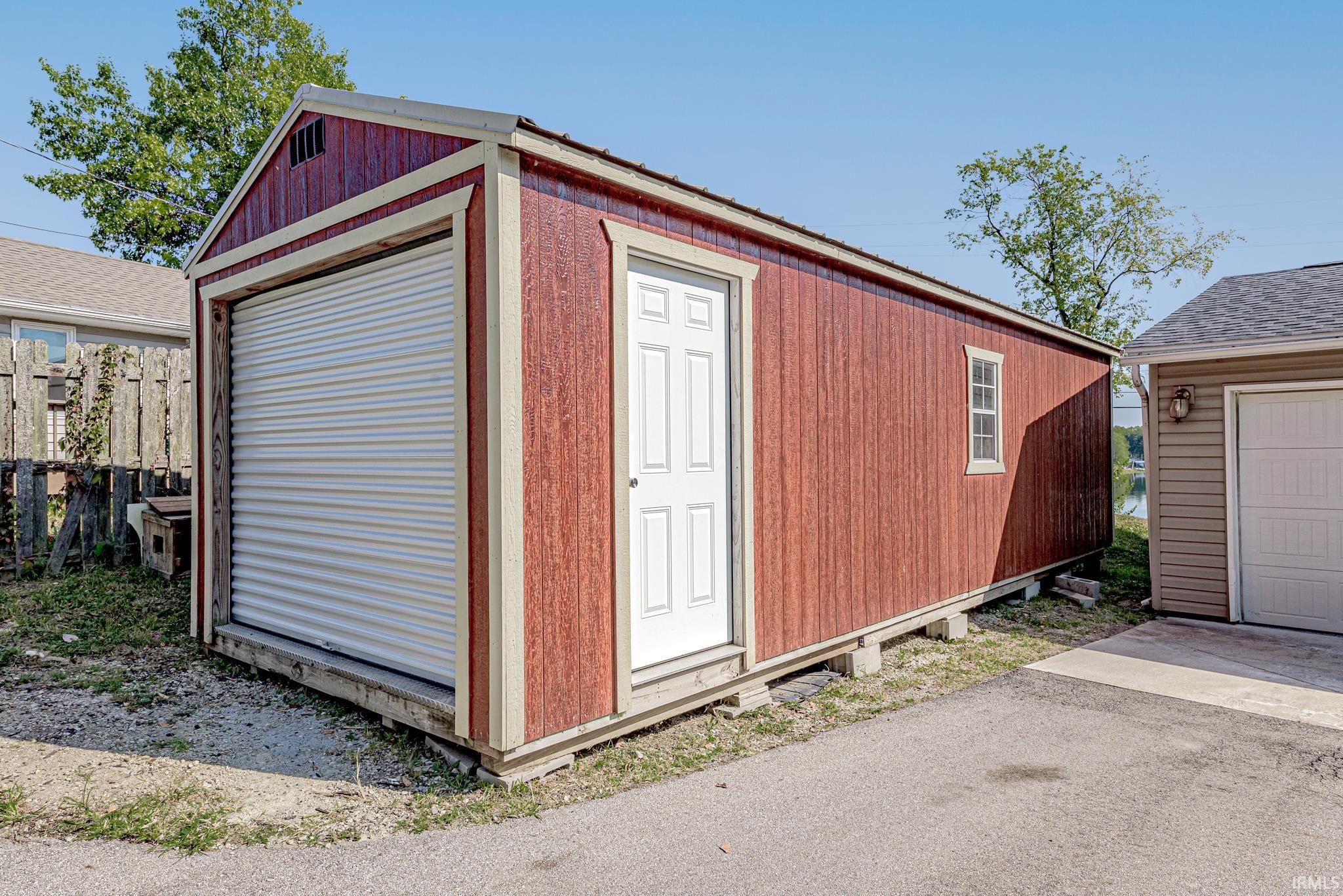 2461 E Crampton Road