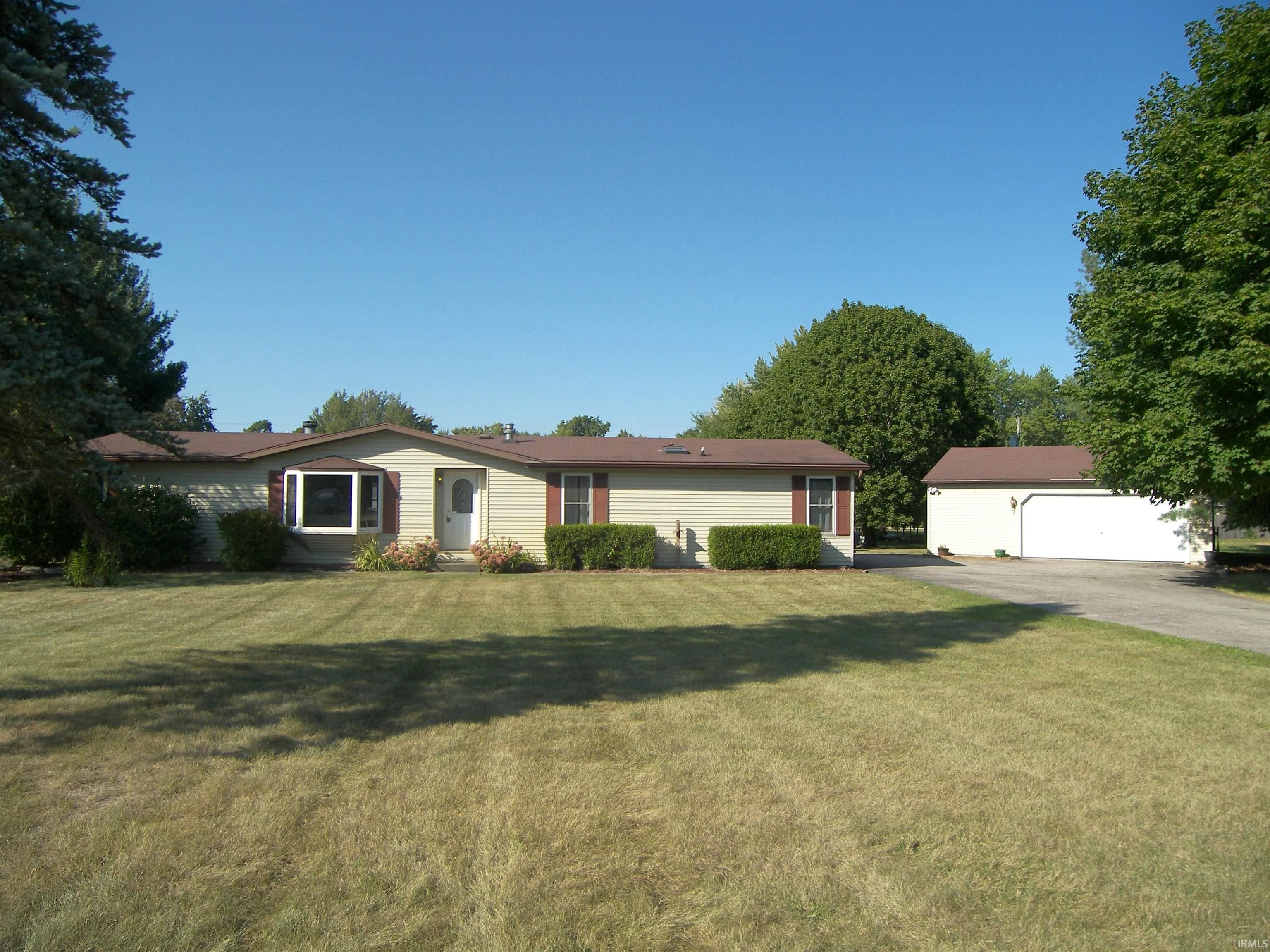 Photo 0 of 2554 E Brookfield Circle