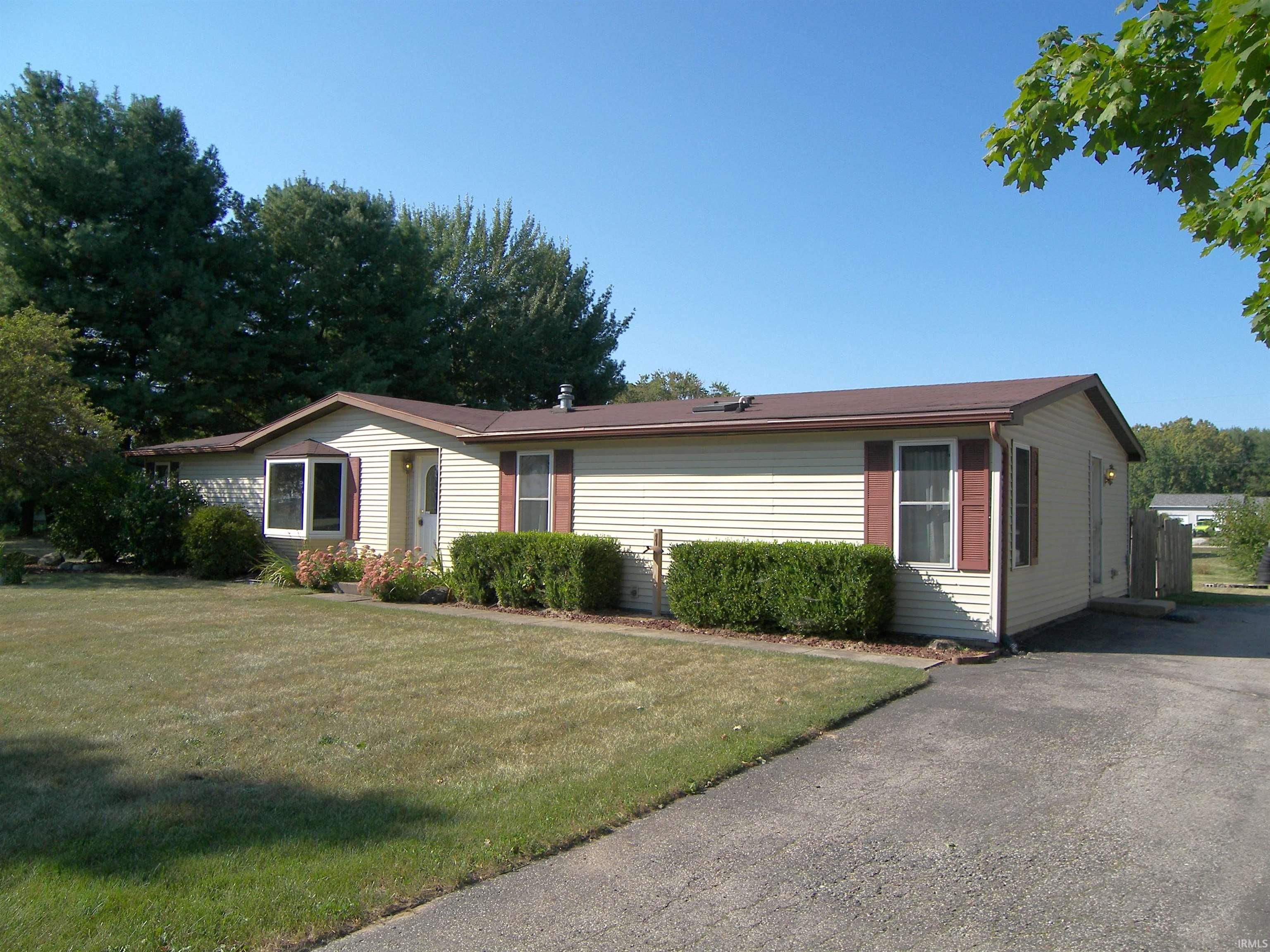 Photo 1 of 2554 E Brookfield Circle
