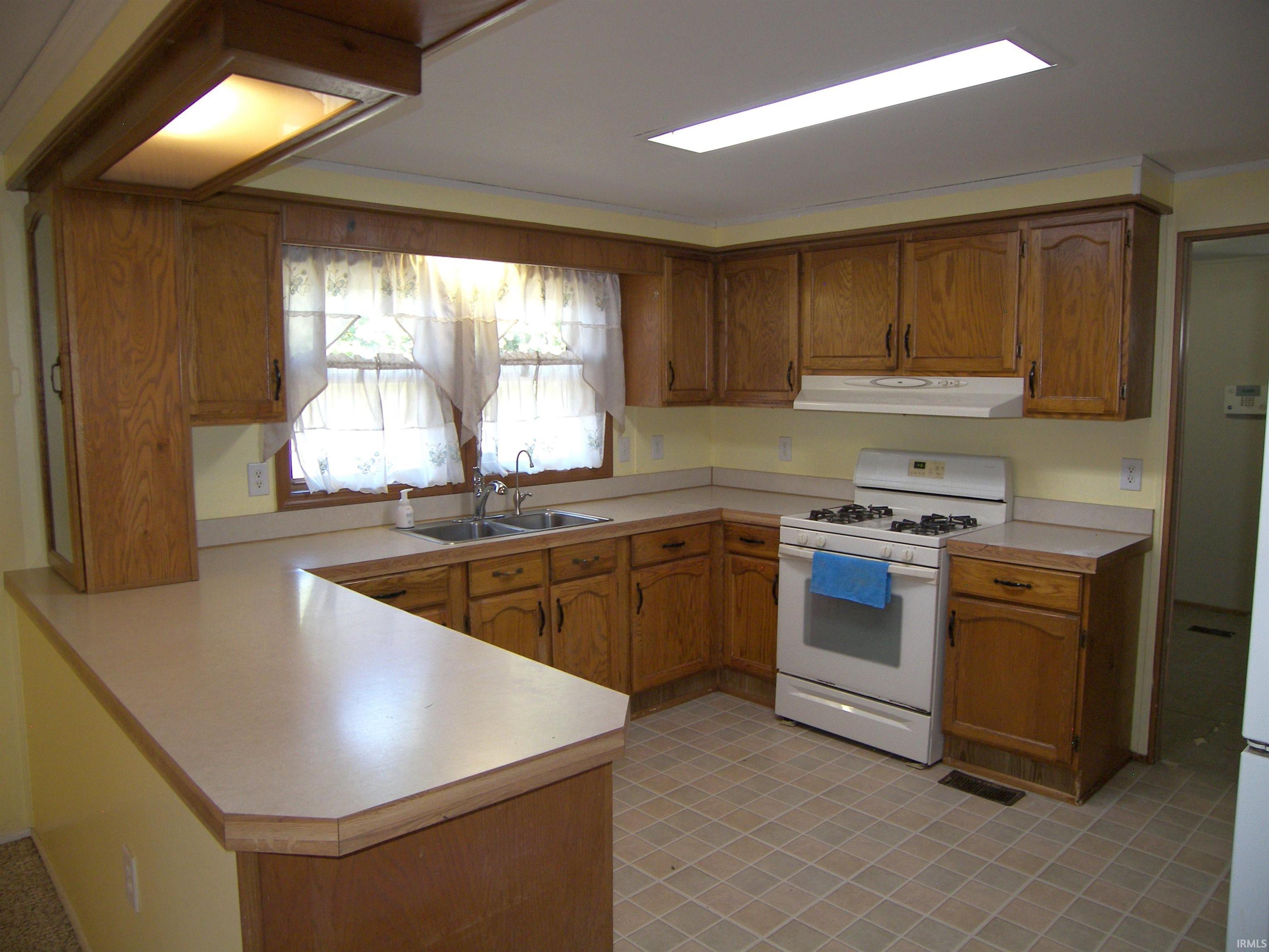 Photo 13 of 2554 E Brookfield Circle