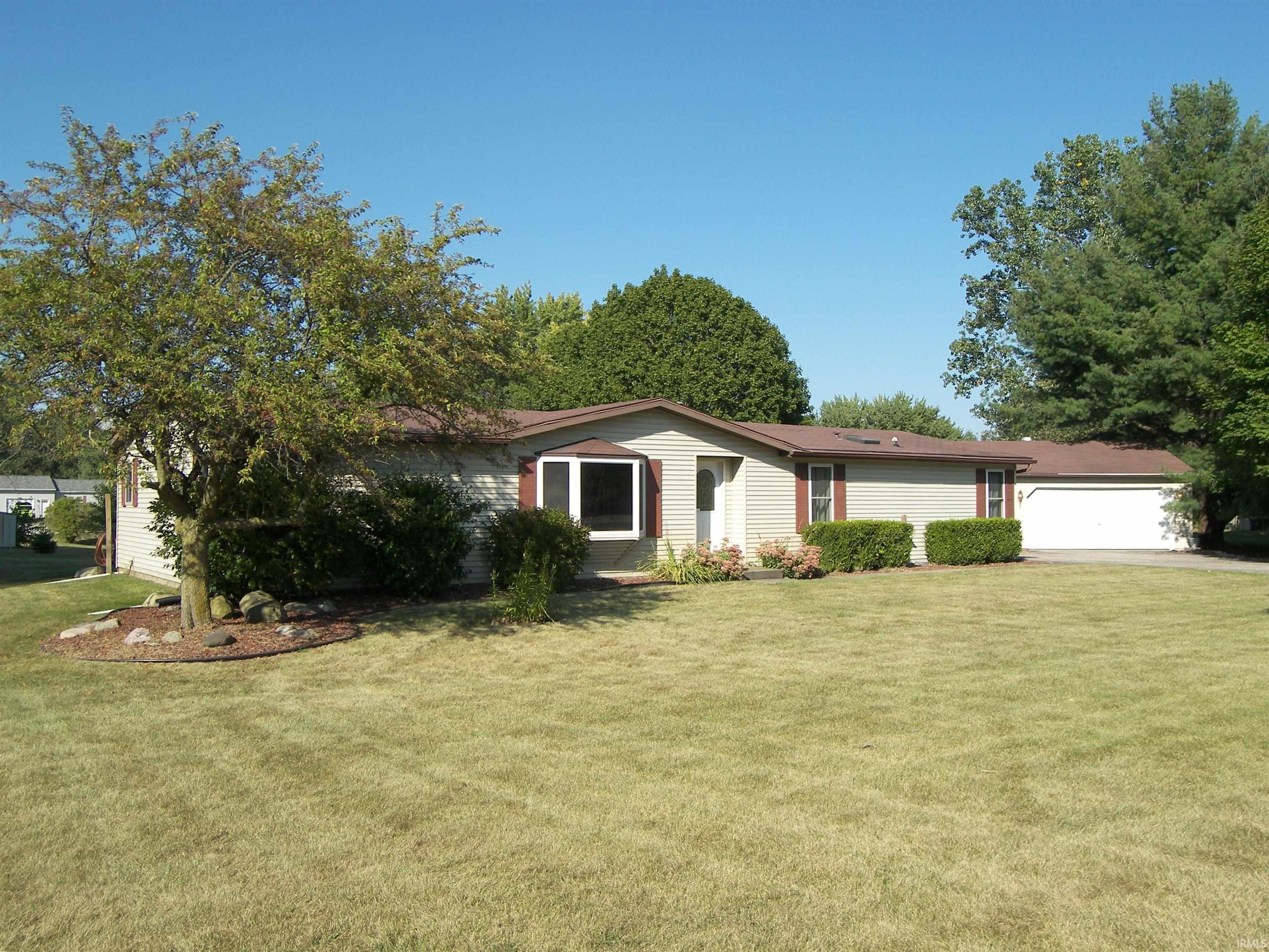 Photo 3 of 2554 E Brookfield Circle