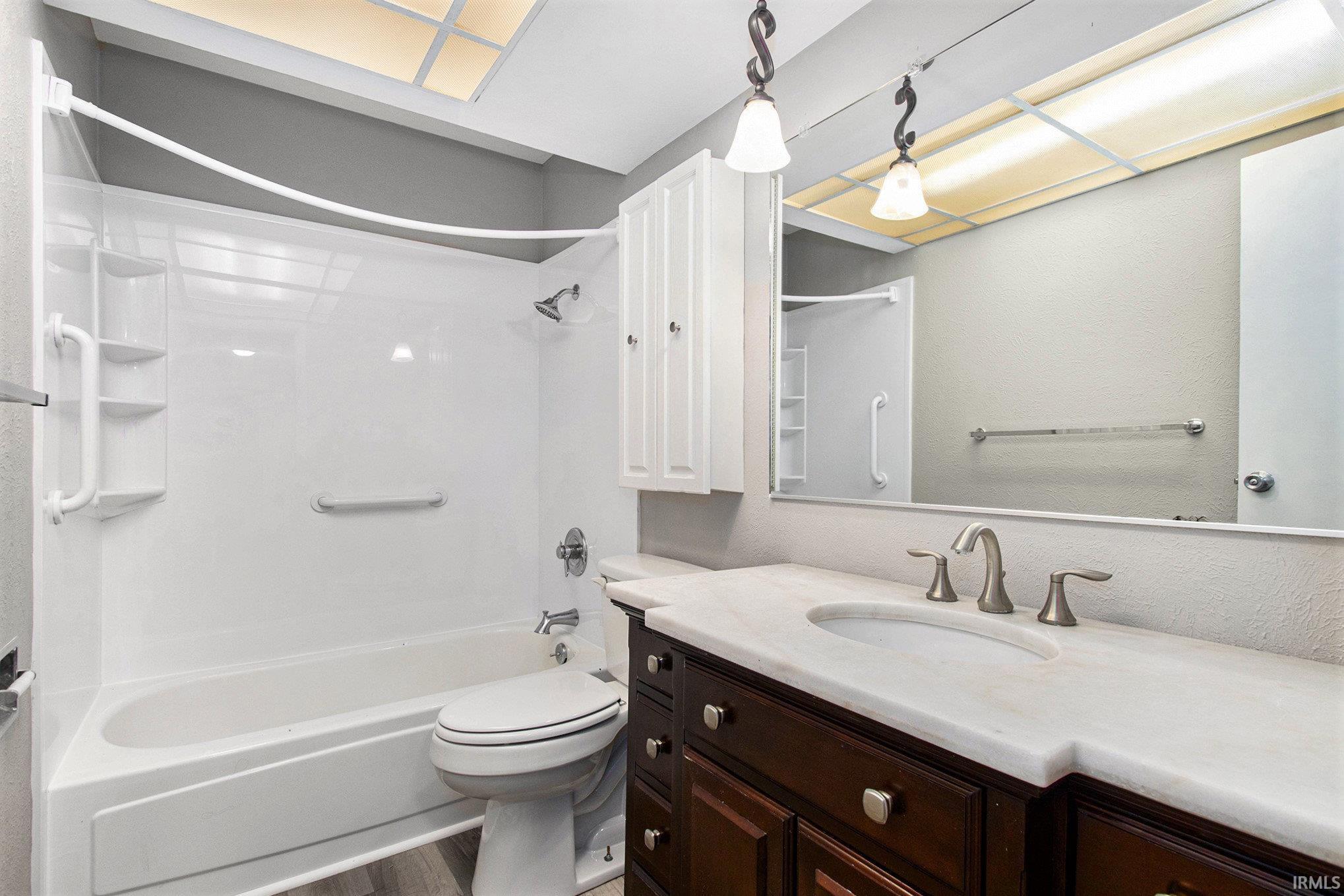 Photo 10 of 59004 Merrimac Lane