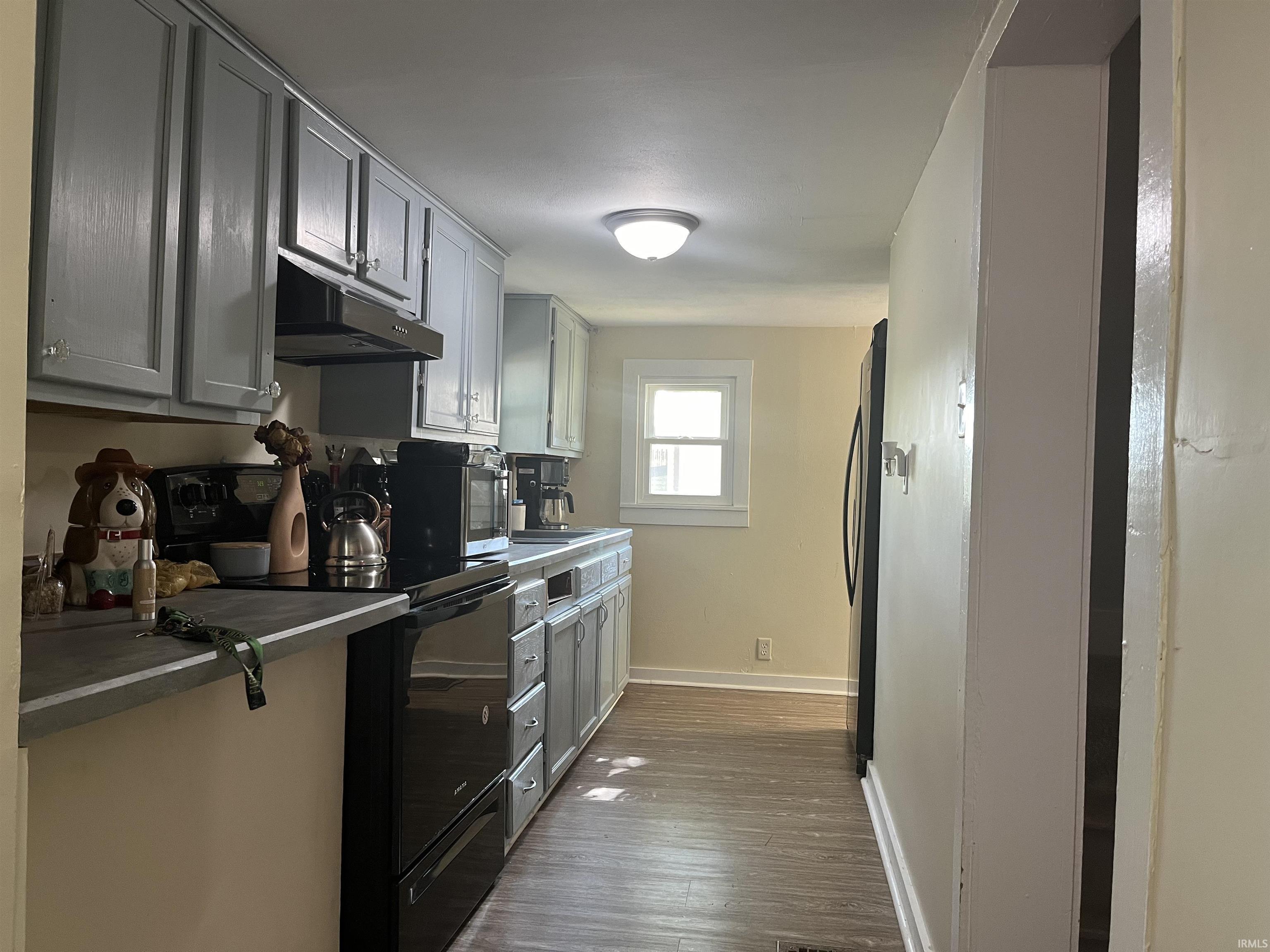 Photo 6 of 917 W Tipton Street