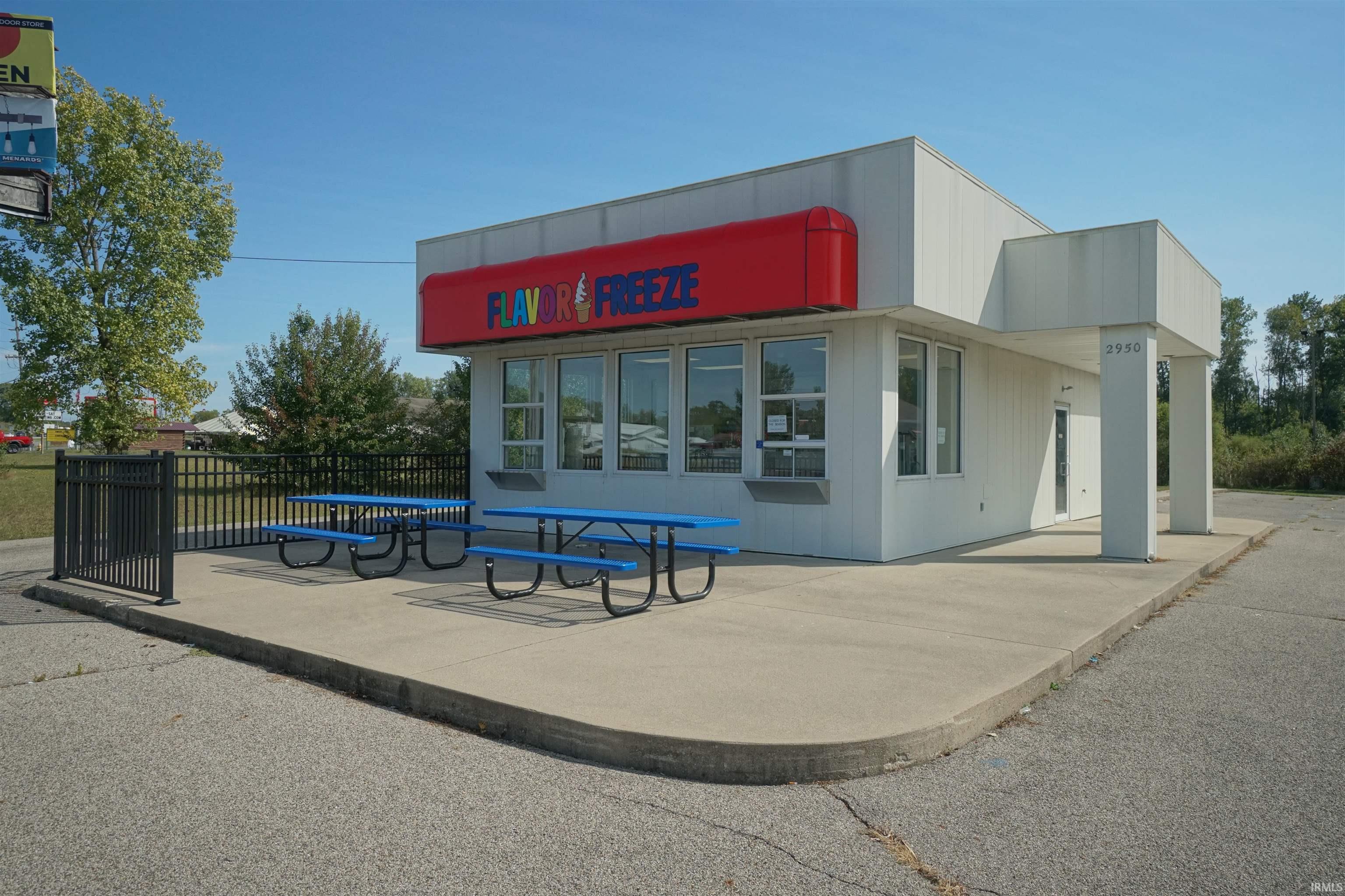 Photo 20 of 2950 Frontage Road