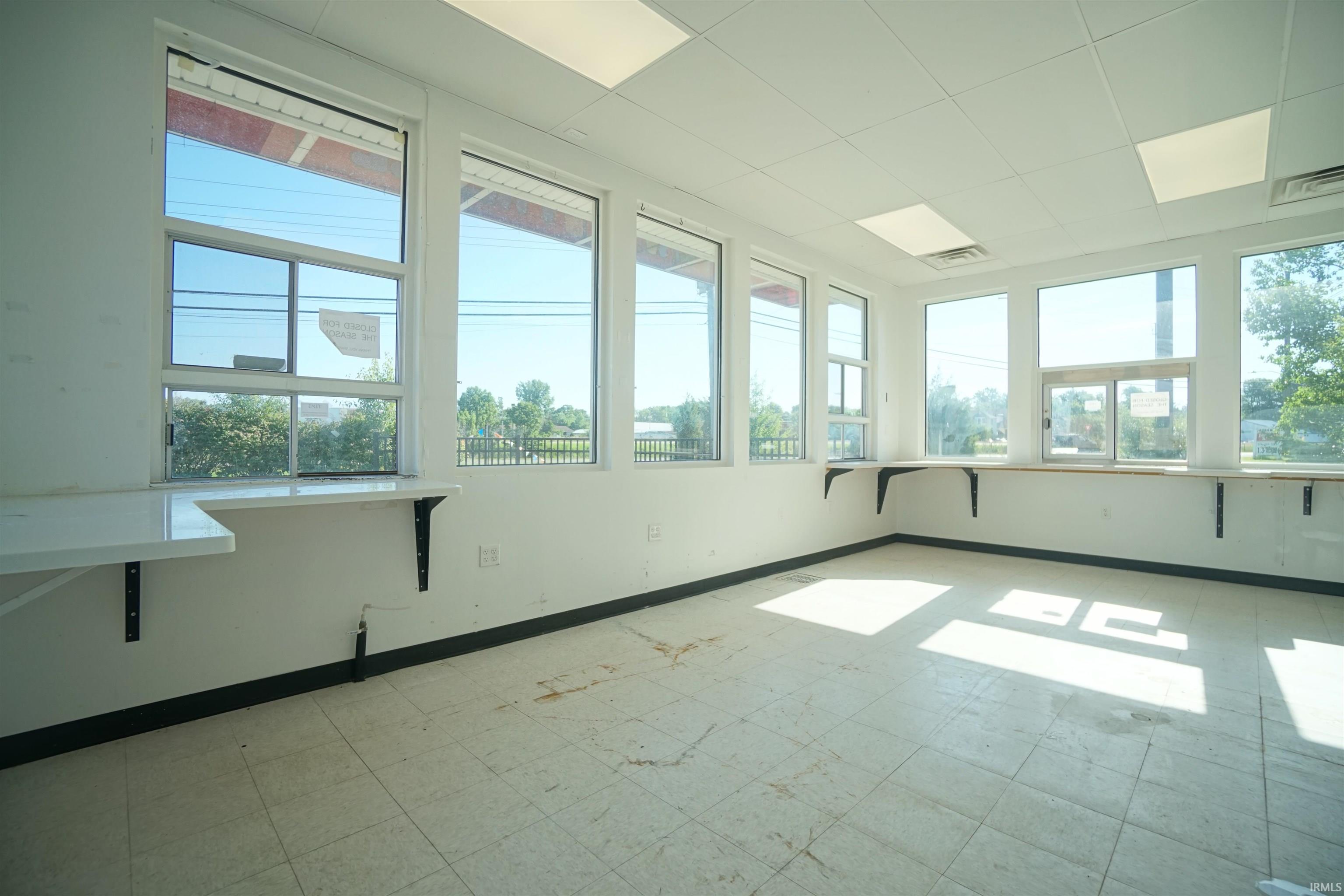 Photo 7 of 2950 Frontage Road