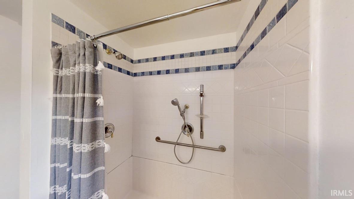 Photo 18 of 7984 S 350 W