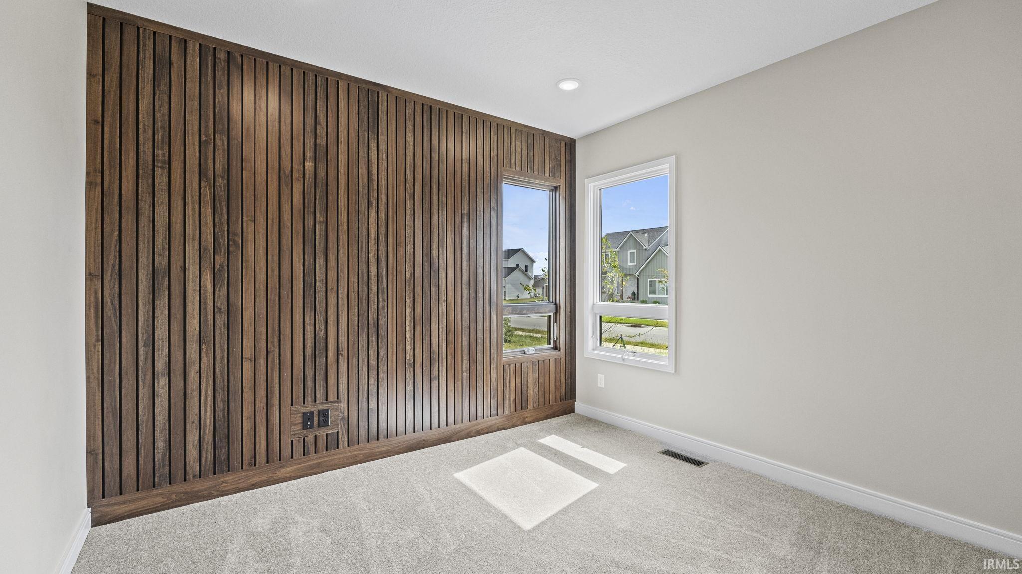 Photo 3 of 1313 Hager Way