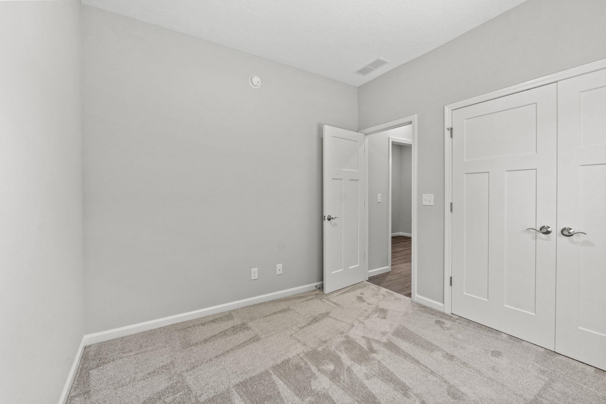 Photo 22 of 307 E Toledo Street