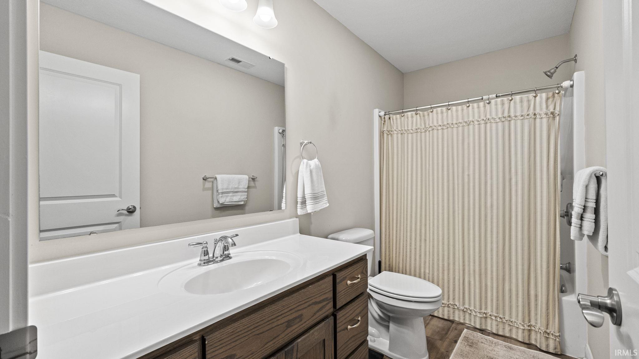 Photo 12 of 425 Crown Hill Drive