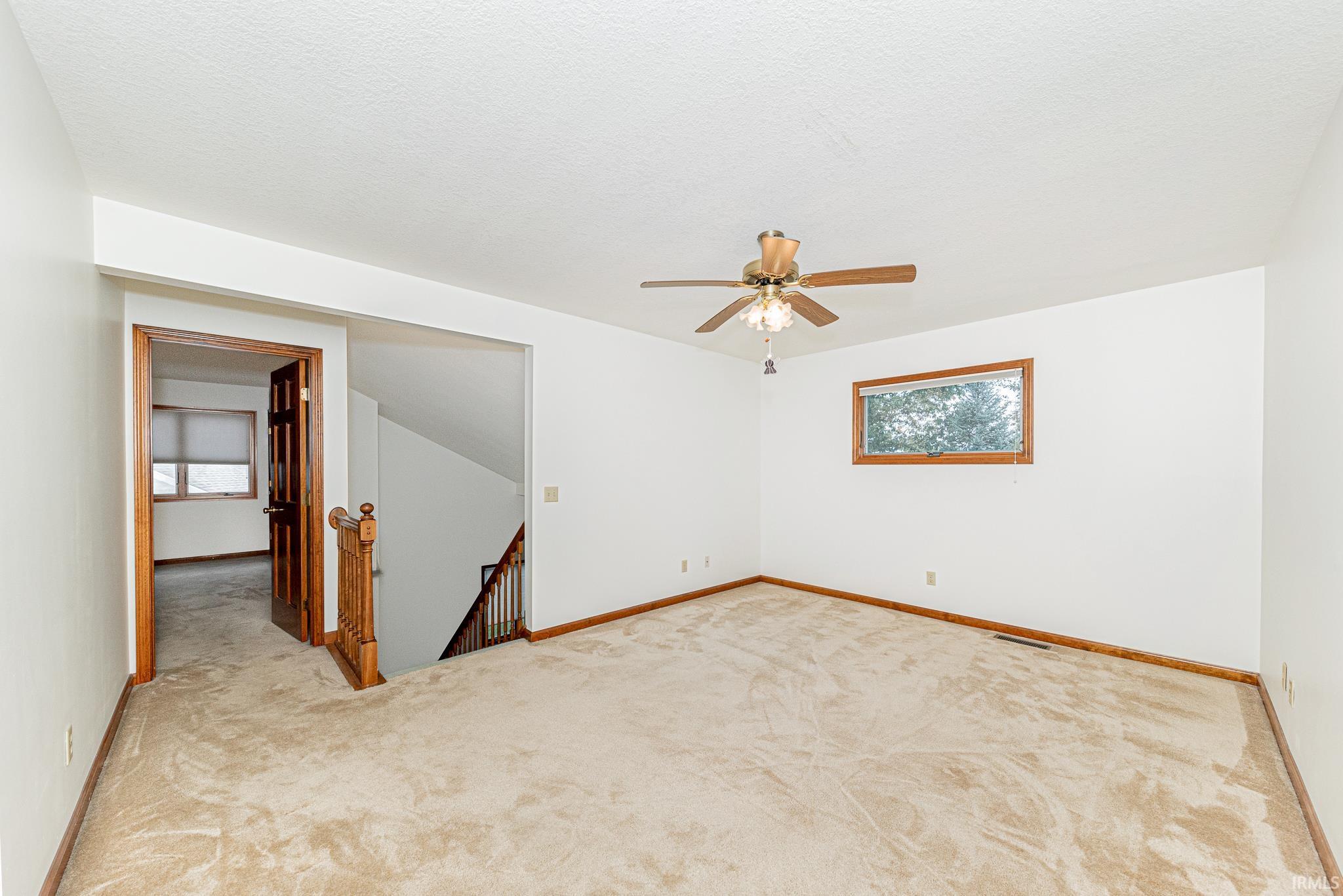 1728 E Inverness Circle