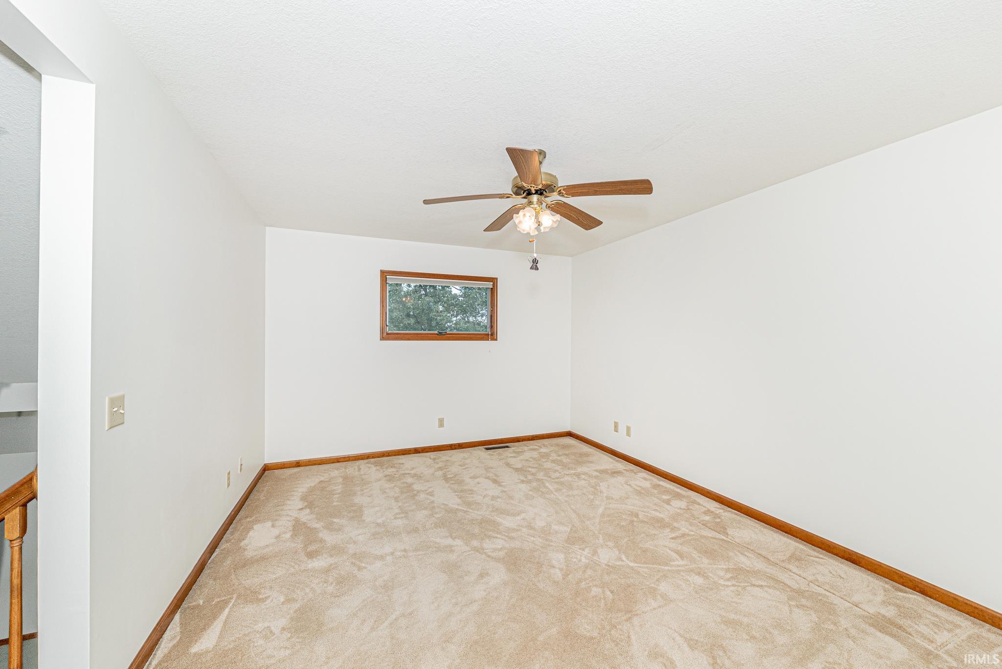 1728 E Inverness Circle