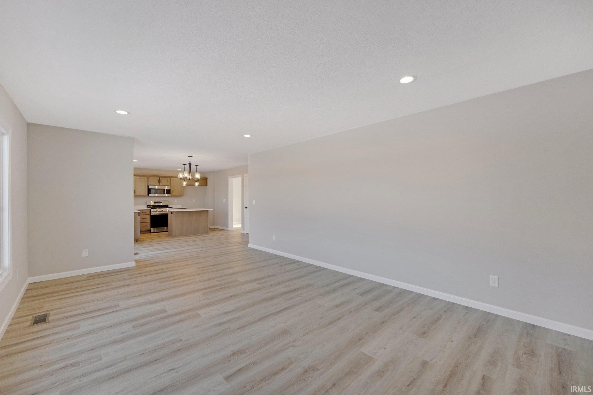 Photo 15 of 130 Longrifle Road