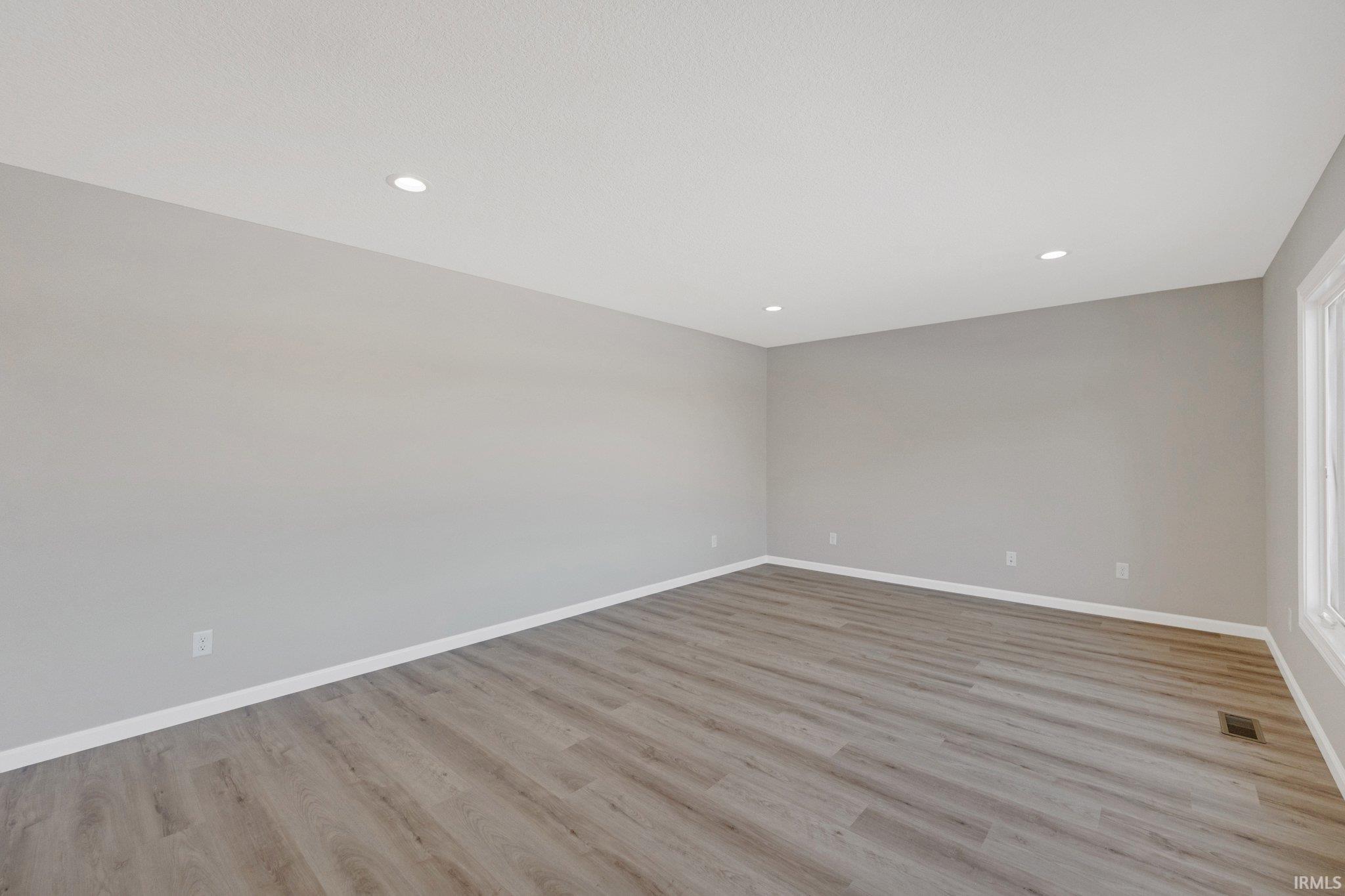 Photo 16 of 130 Longrifle Road
