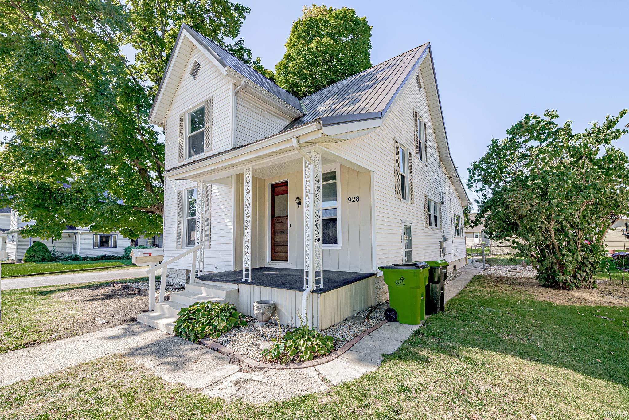 928 Salamonie Avenue