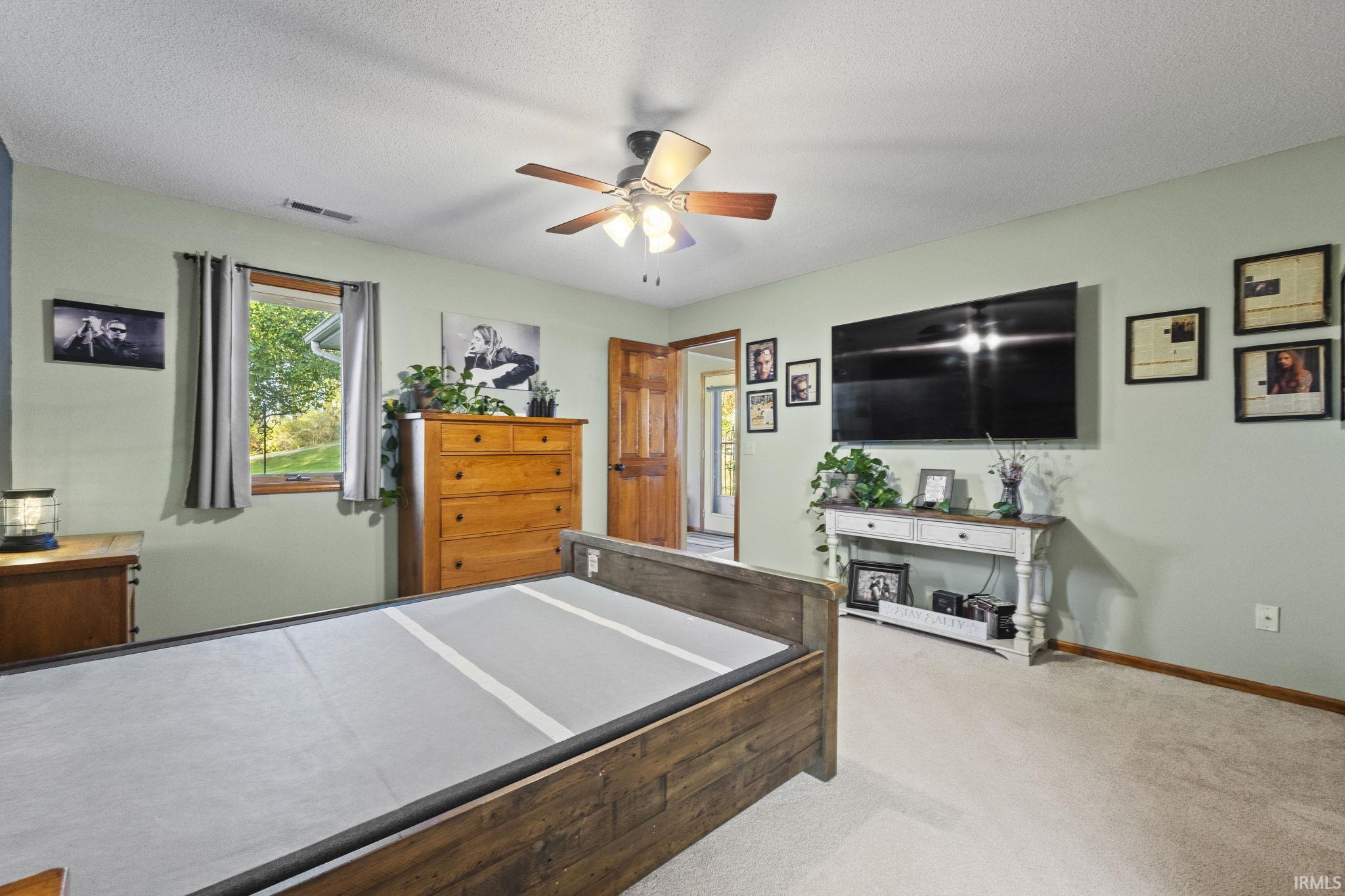 1727 E Inverness Circle