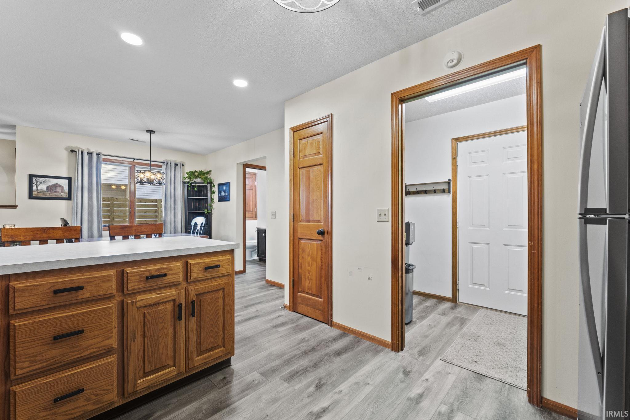 1727 E Inverness Circle