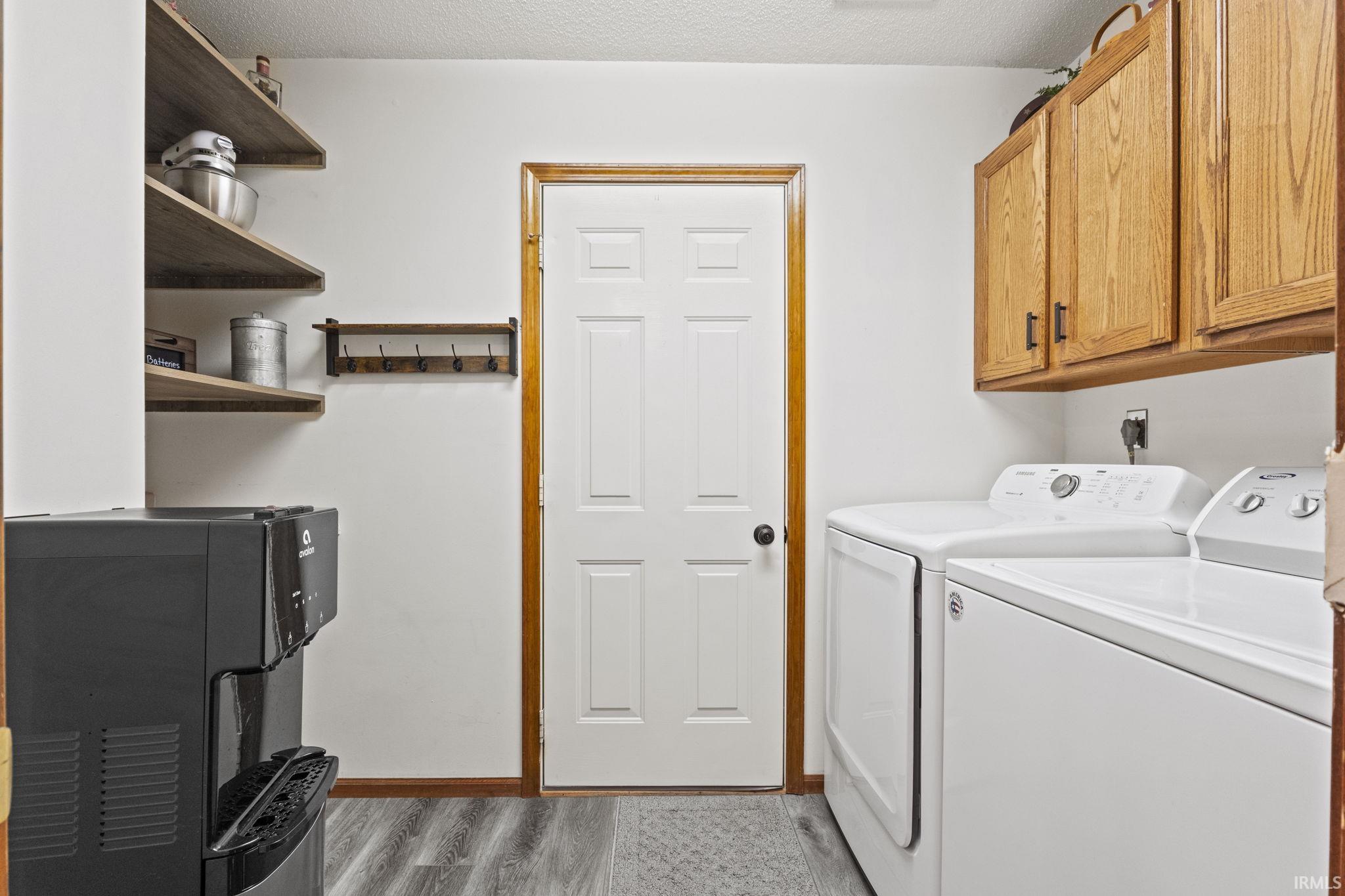 1727 E Inverness Circle