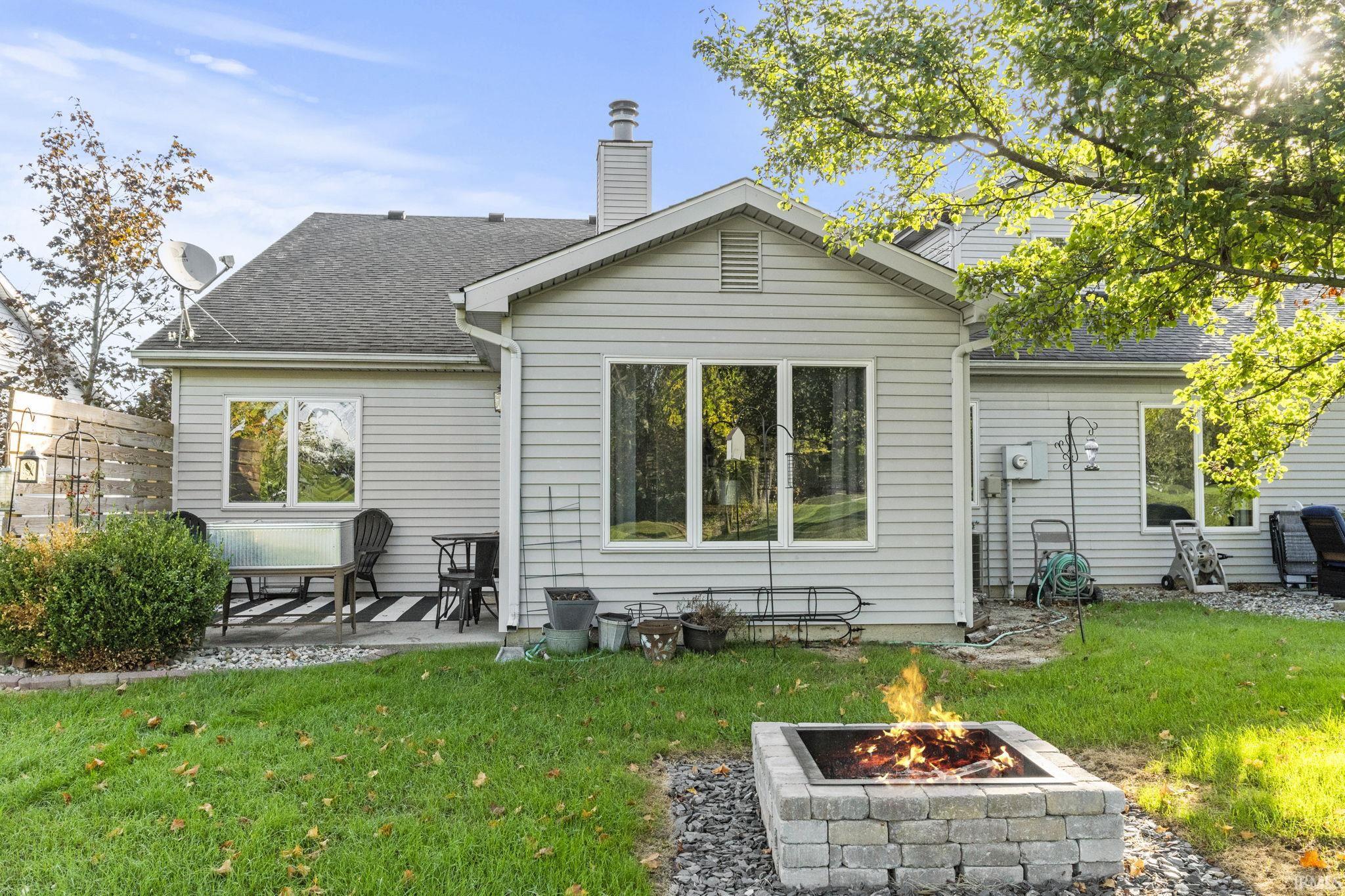 1727 E Inverness Circle