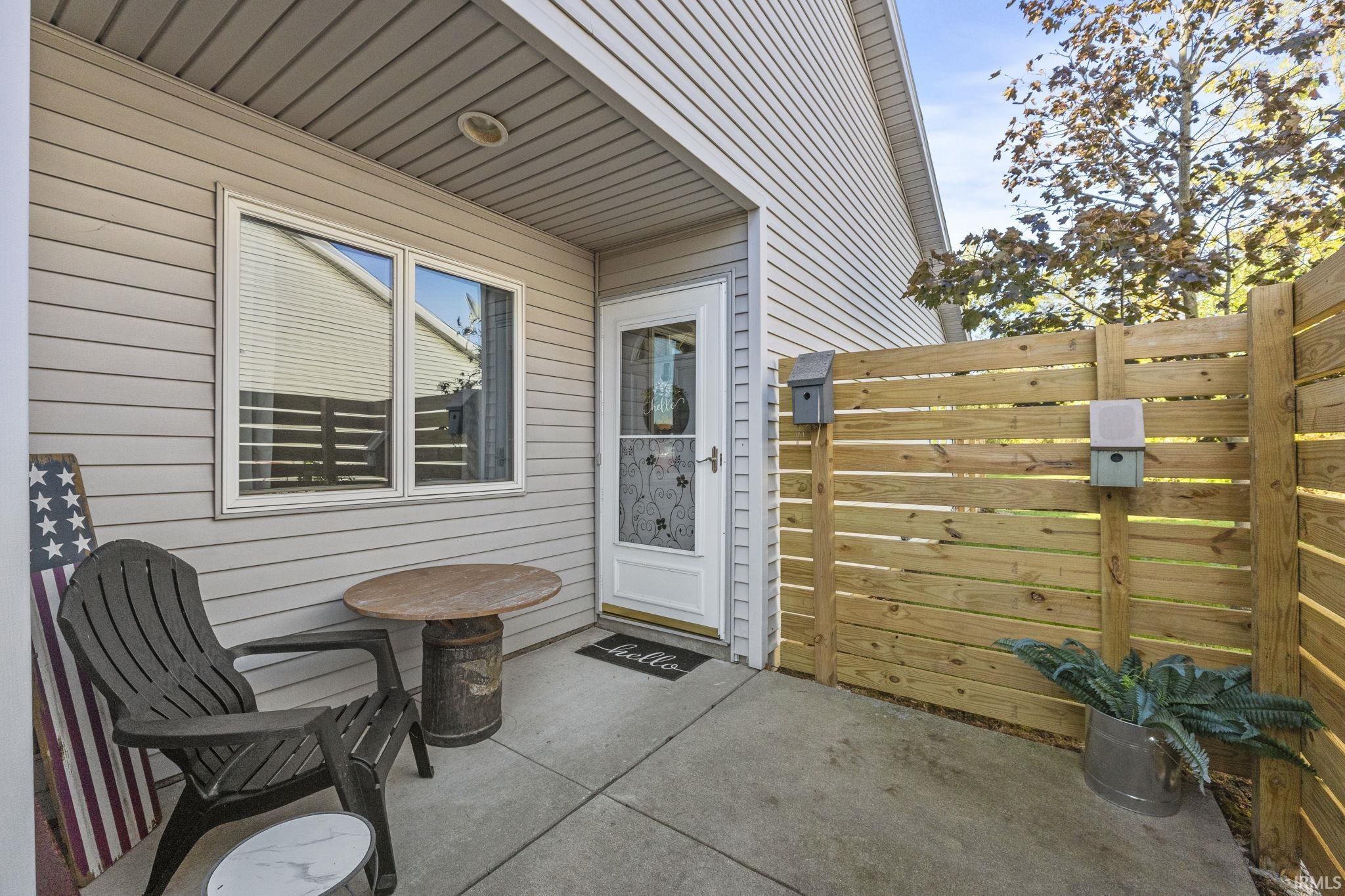1727 E Inverness Circle