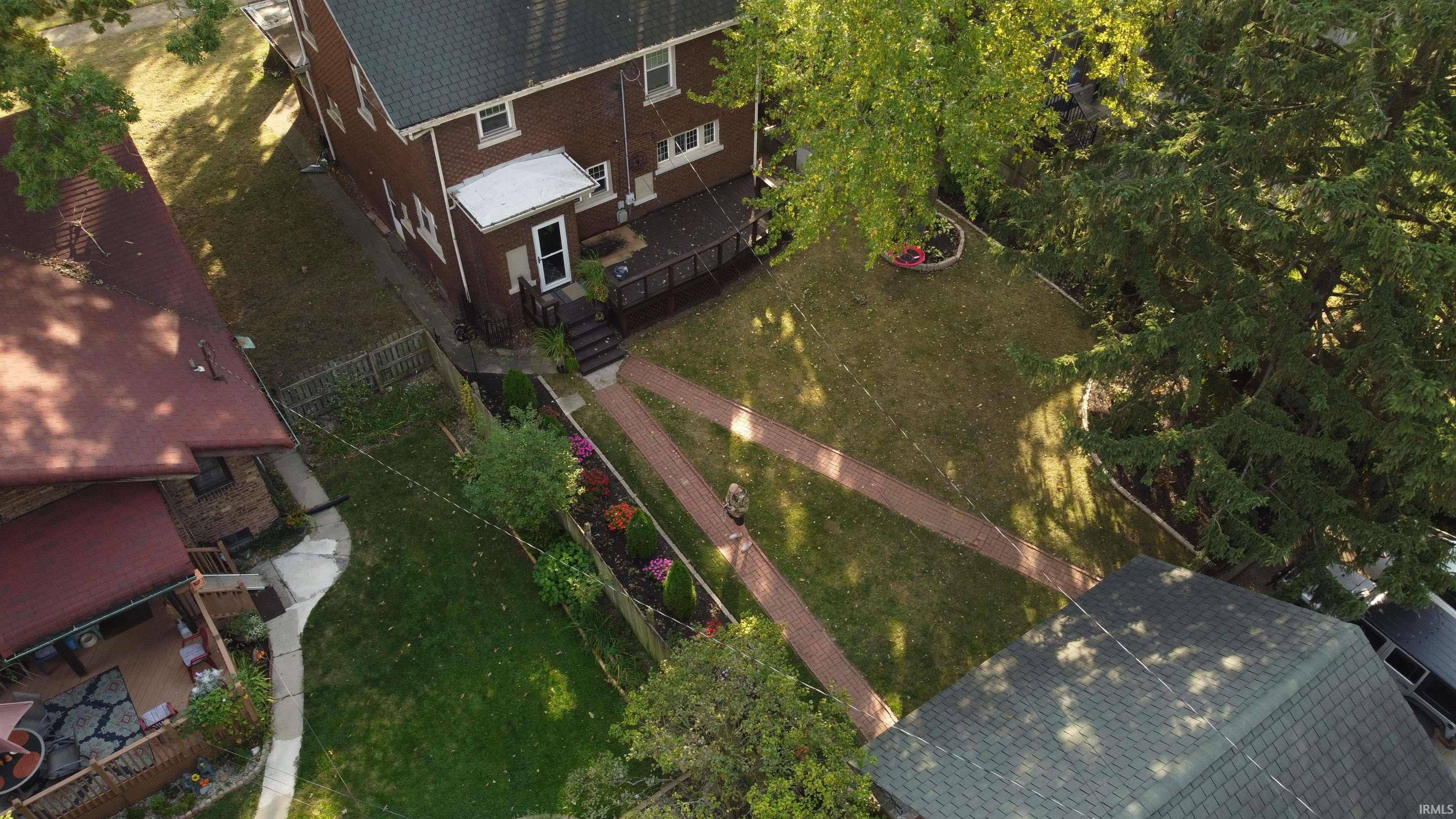 2111 N Anthony Boulevard