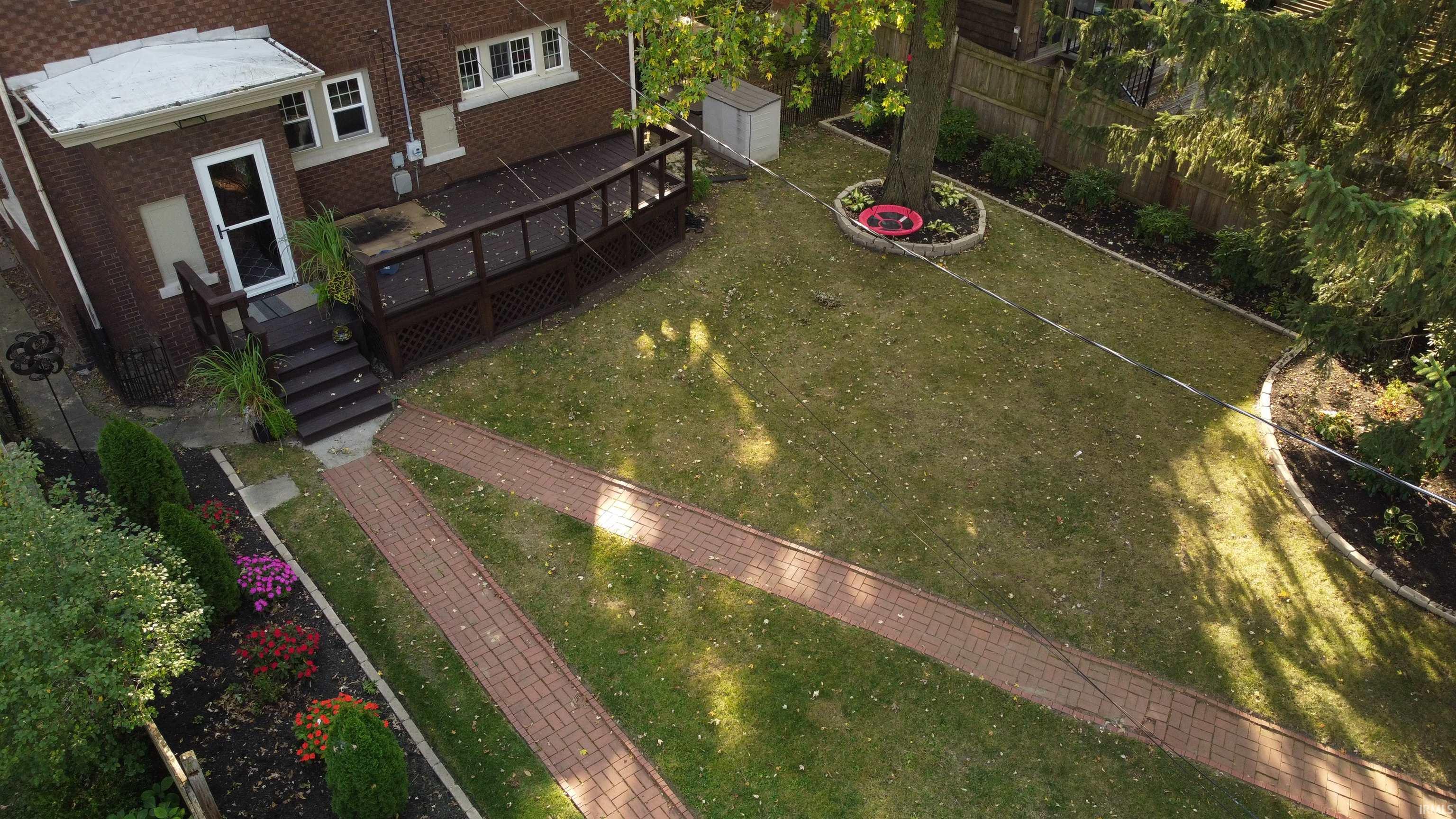 2111 N Anthony Boulevard