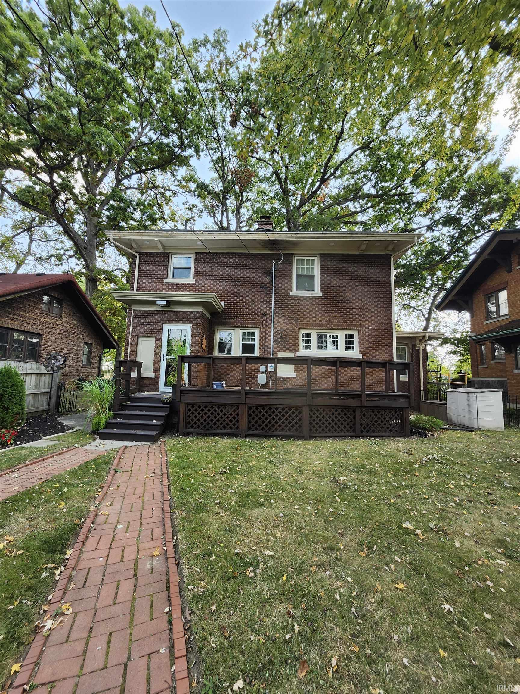 2111 N Anthony Boulevard