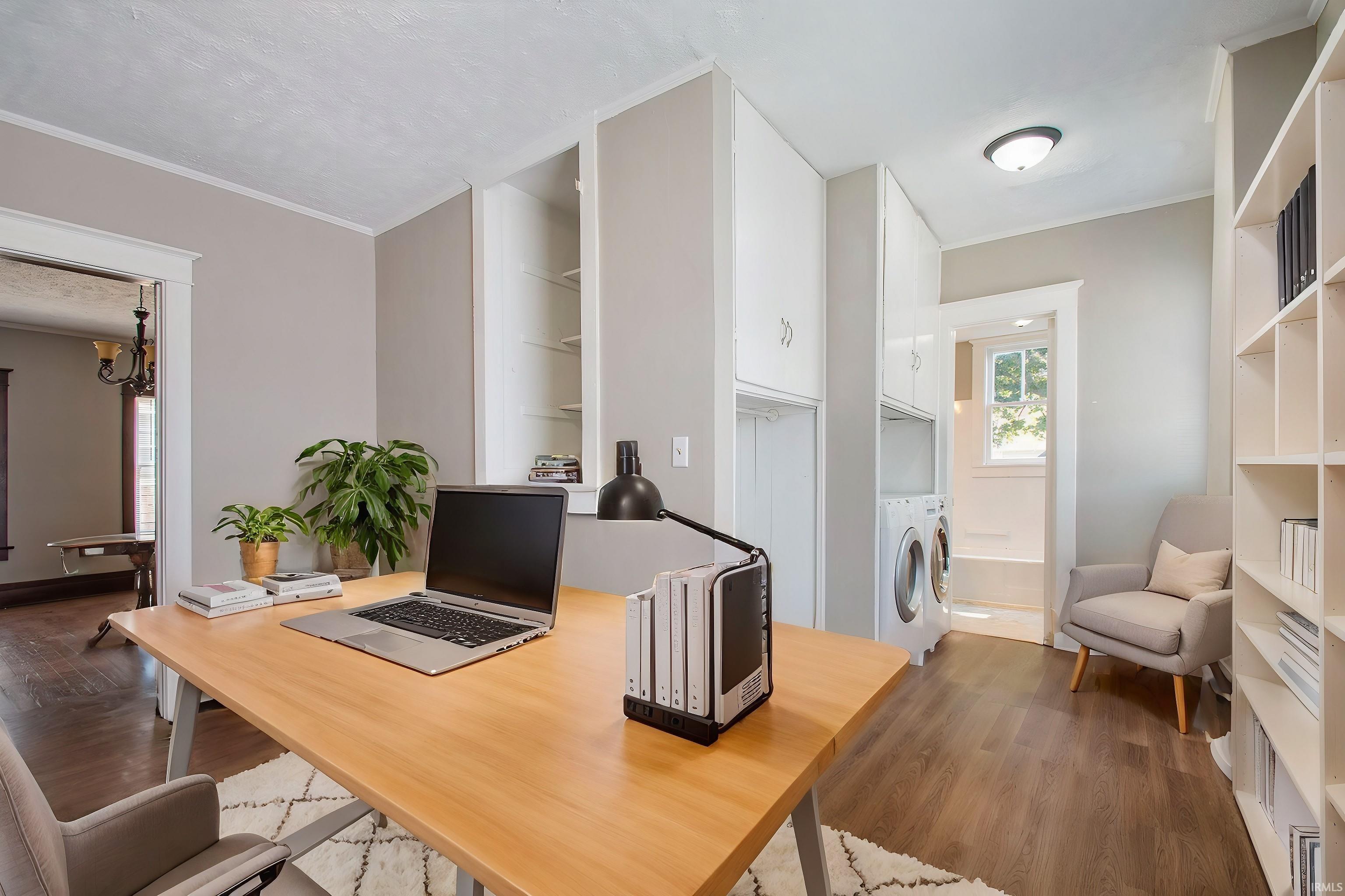 This could also work as a main level bedroom with en-suite bathroom