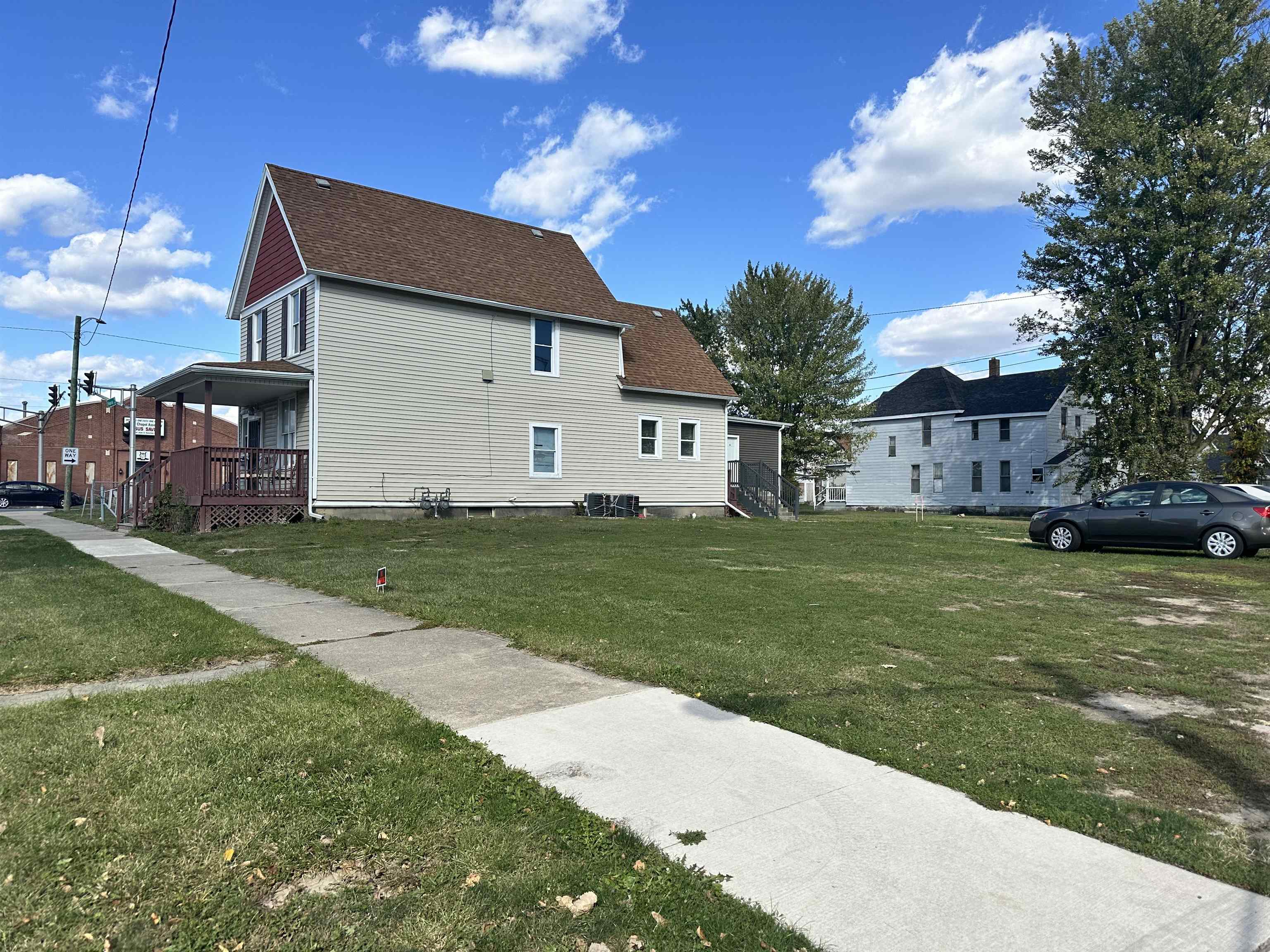 Photo 1 of 1111 & 1115 S Hanna Street