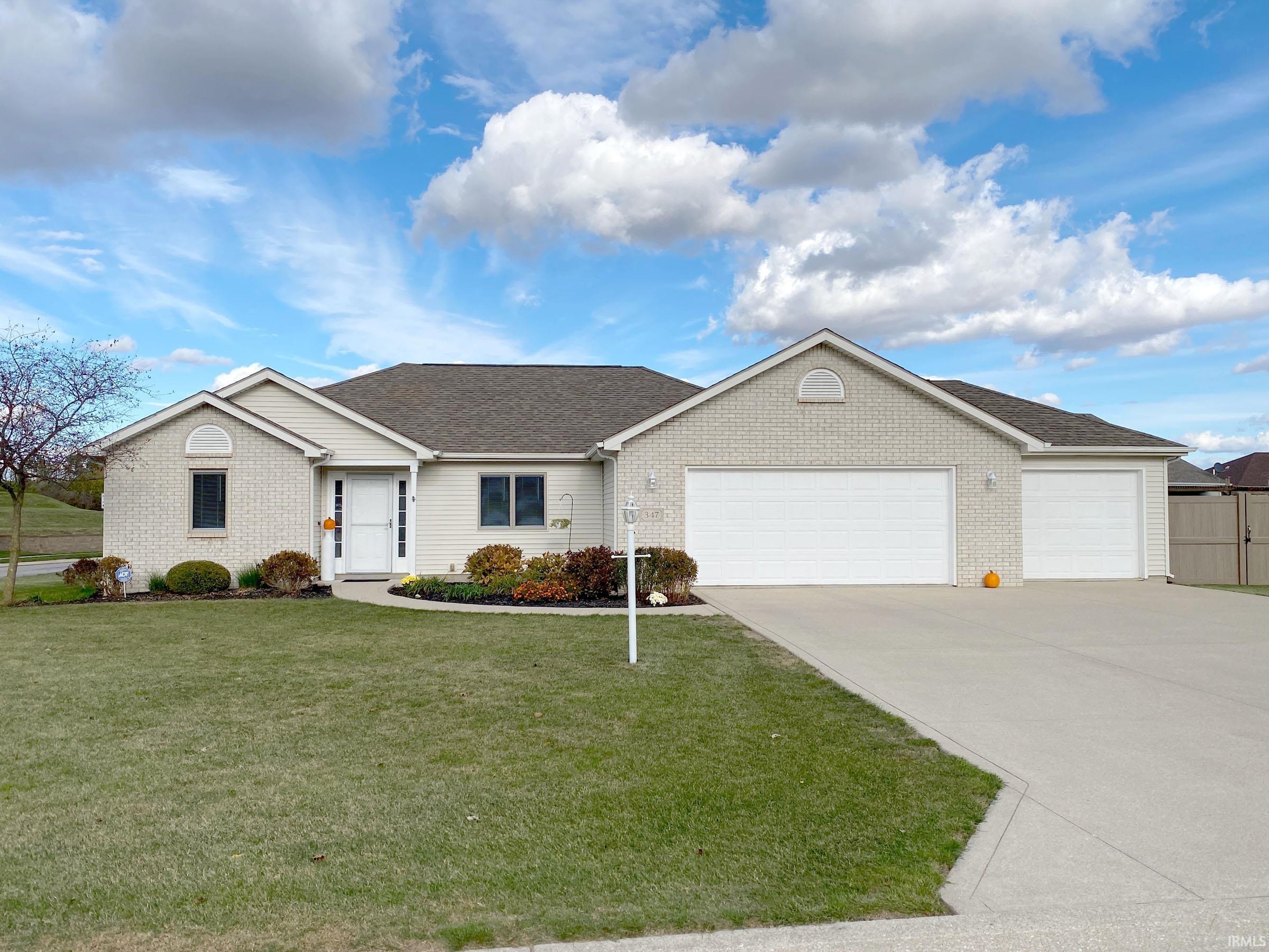 347 S Eagle Glen Trail