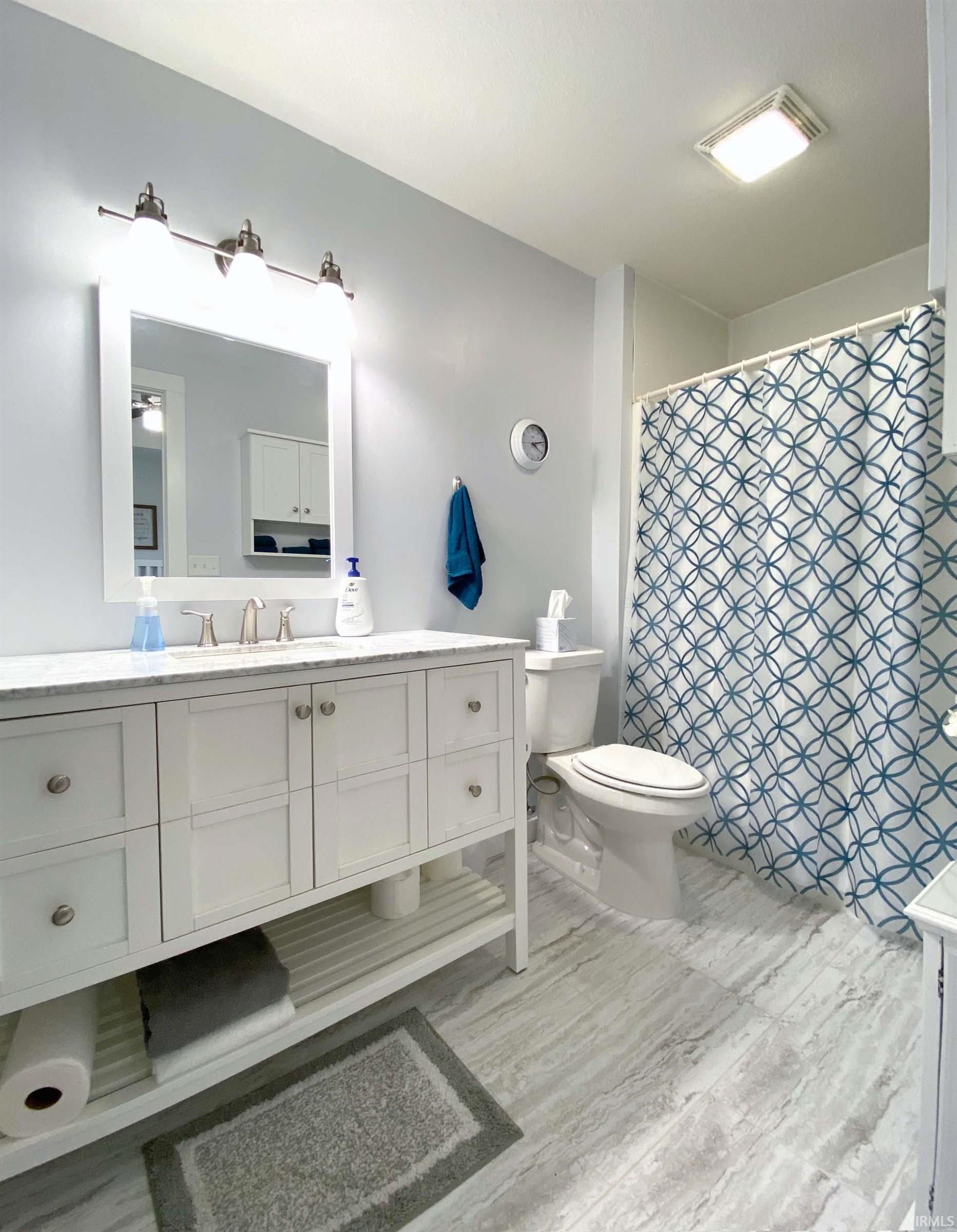 347 S Eagle Glen Trail