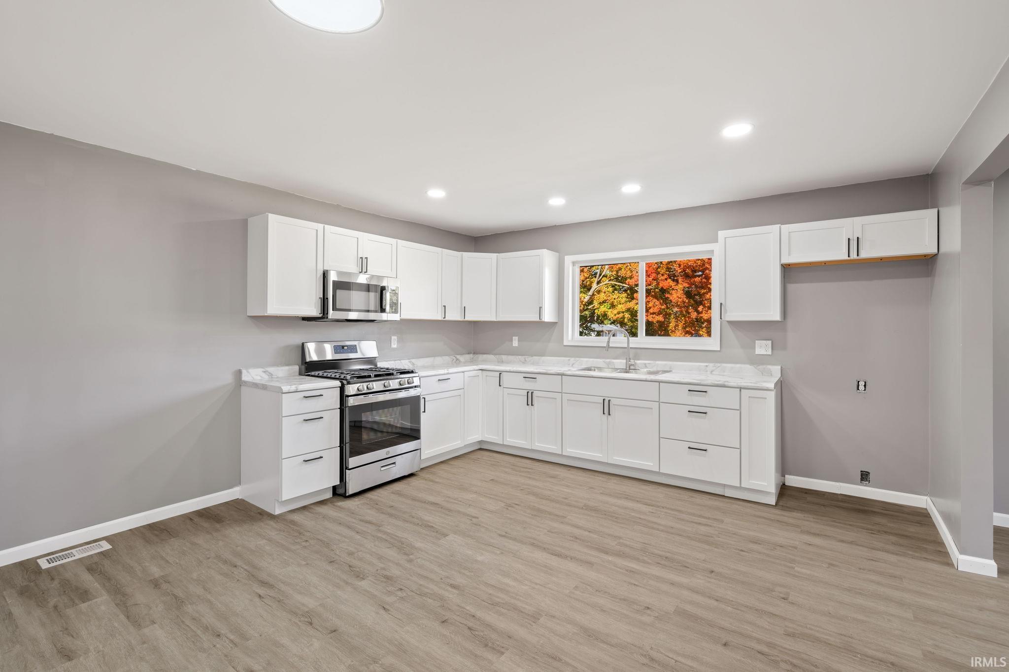 702 N 6th Street