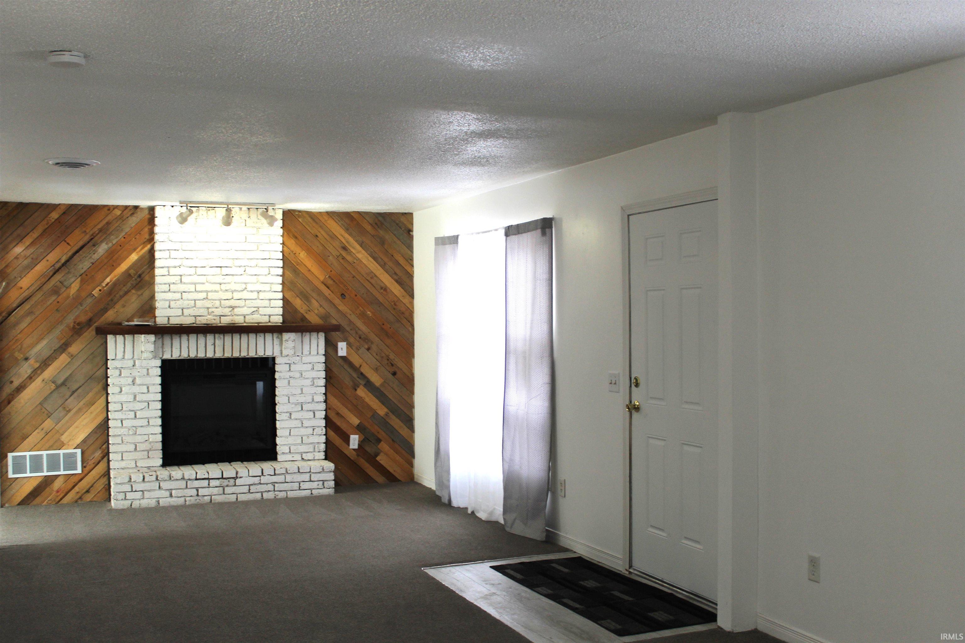 Photo 10 of 308 Clyde Ave