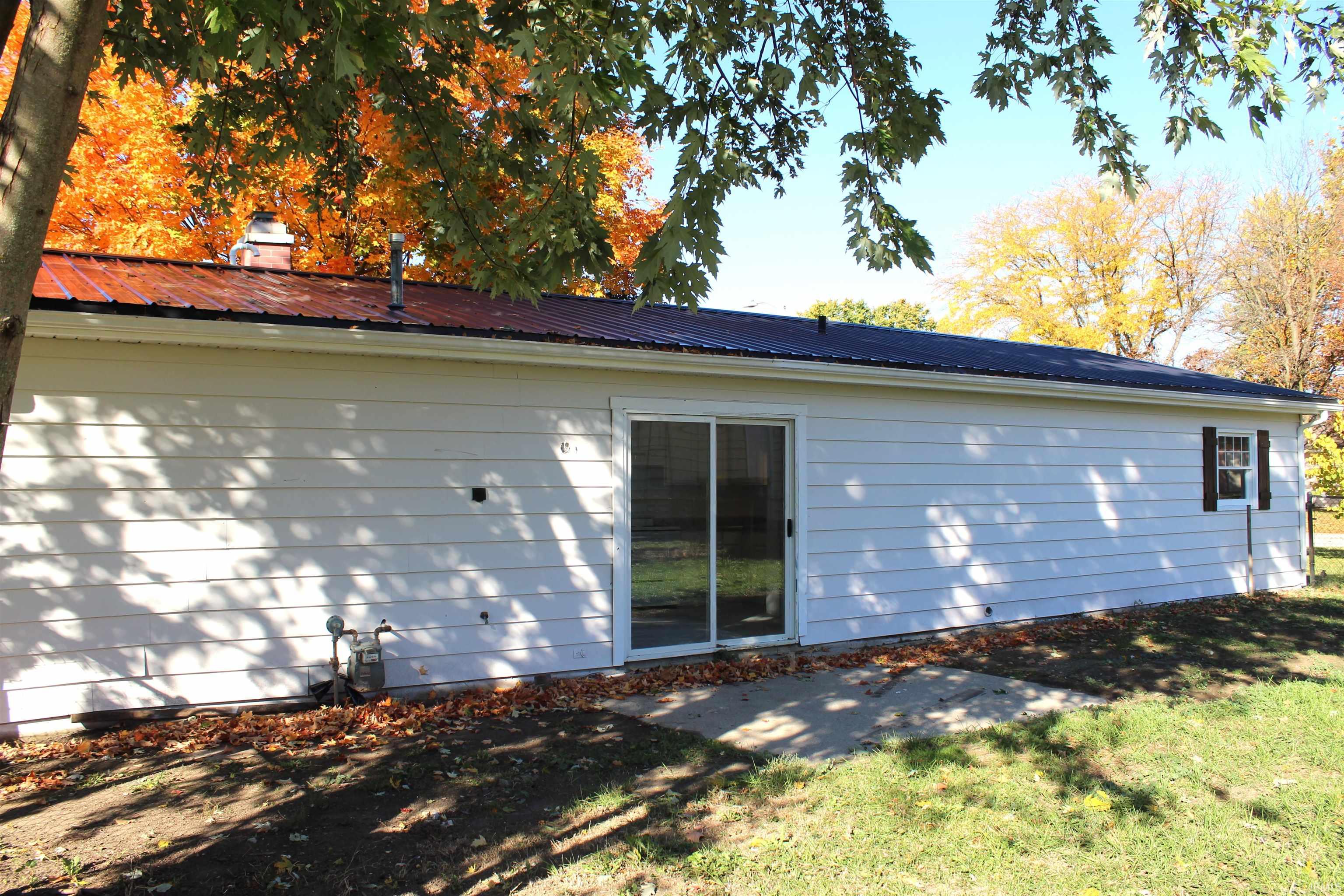 Photo 4 of 308 Clyde Ave