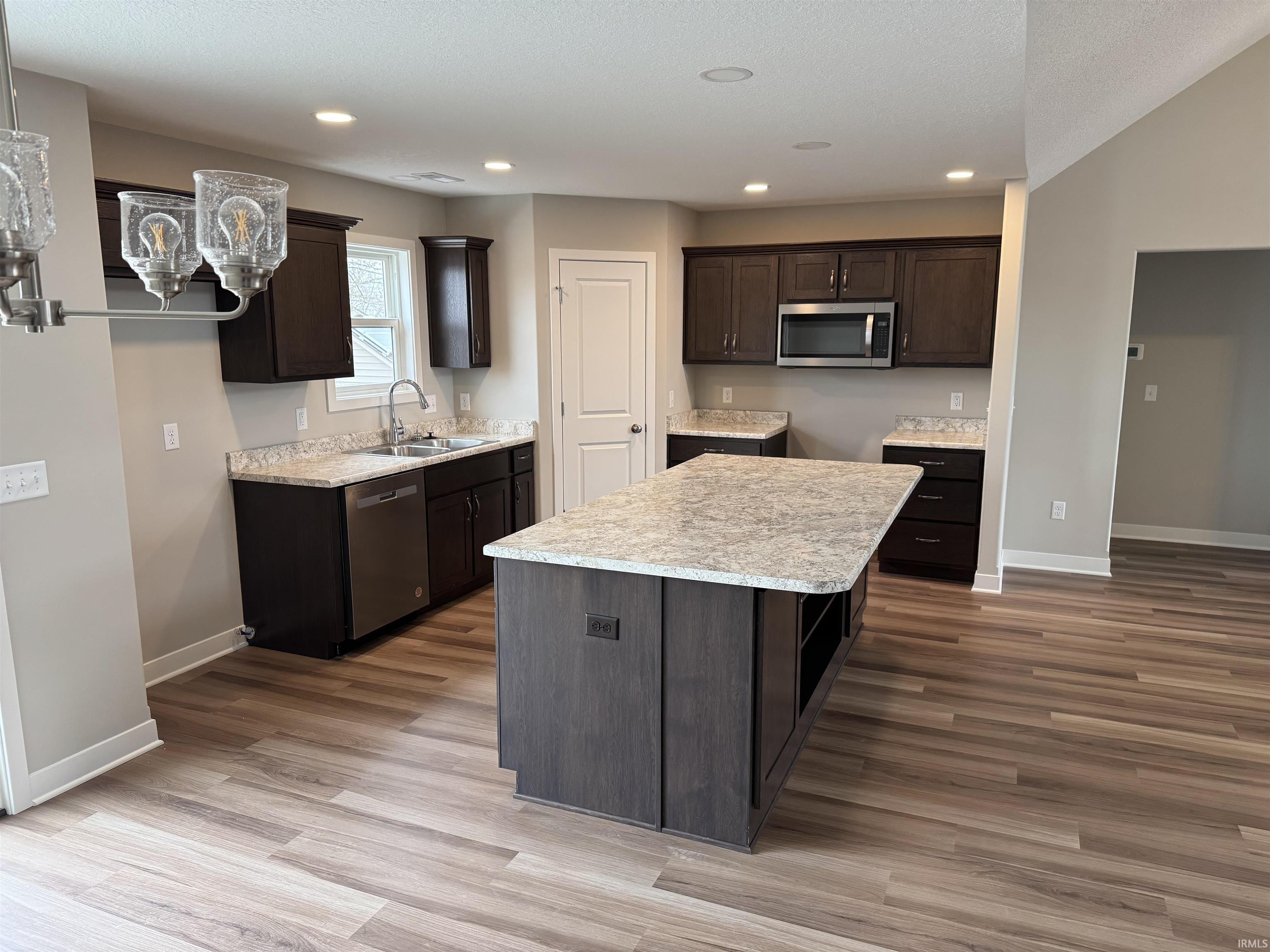Photo 5 of 1345 Glenwood Court