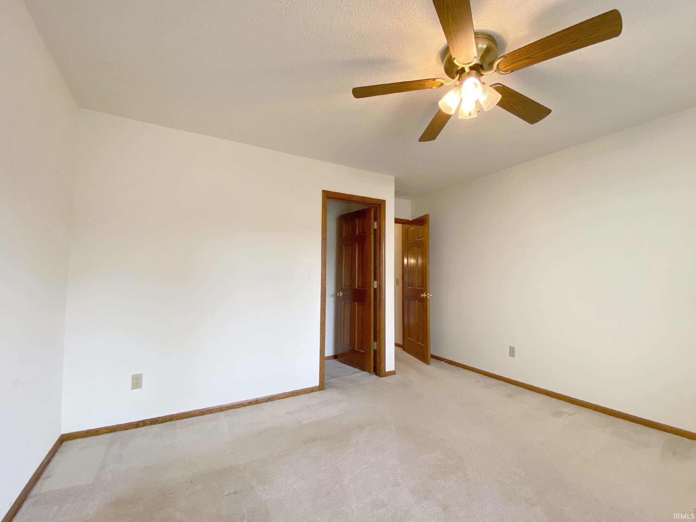 29 S Pinehurst Court