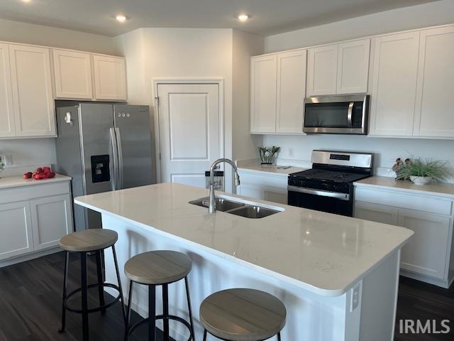 Photo 4 of 727 Marcella Drive