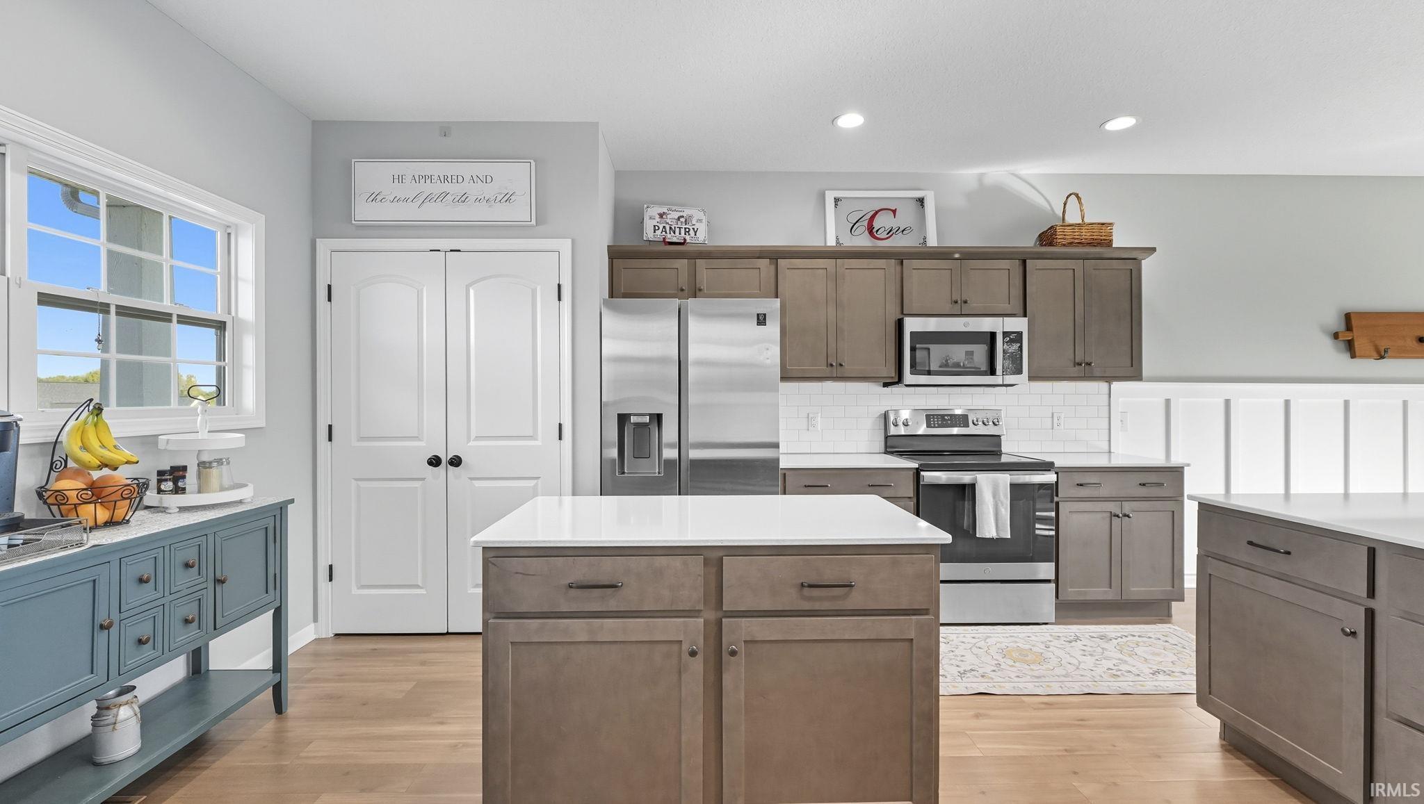 Photo 4 of 1251 Stintson Drive