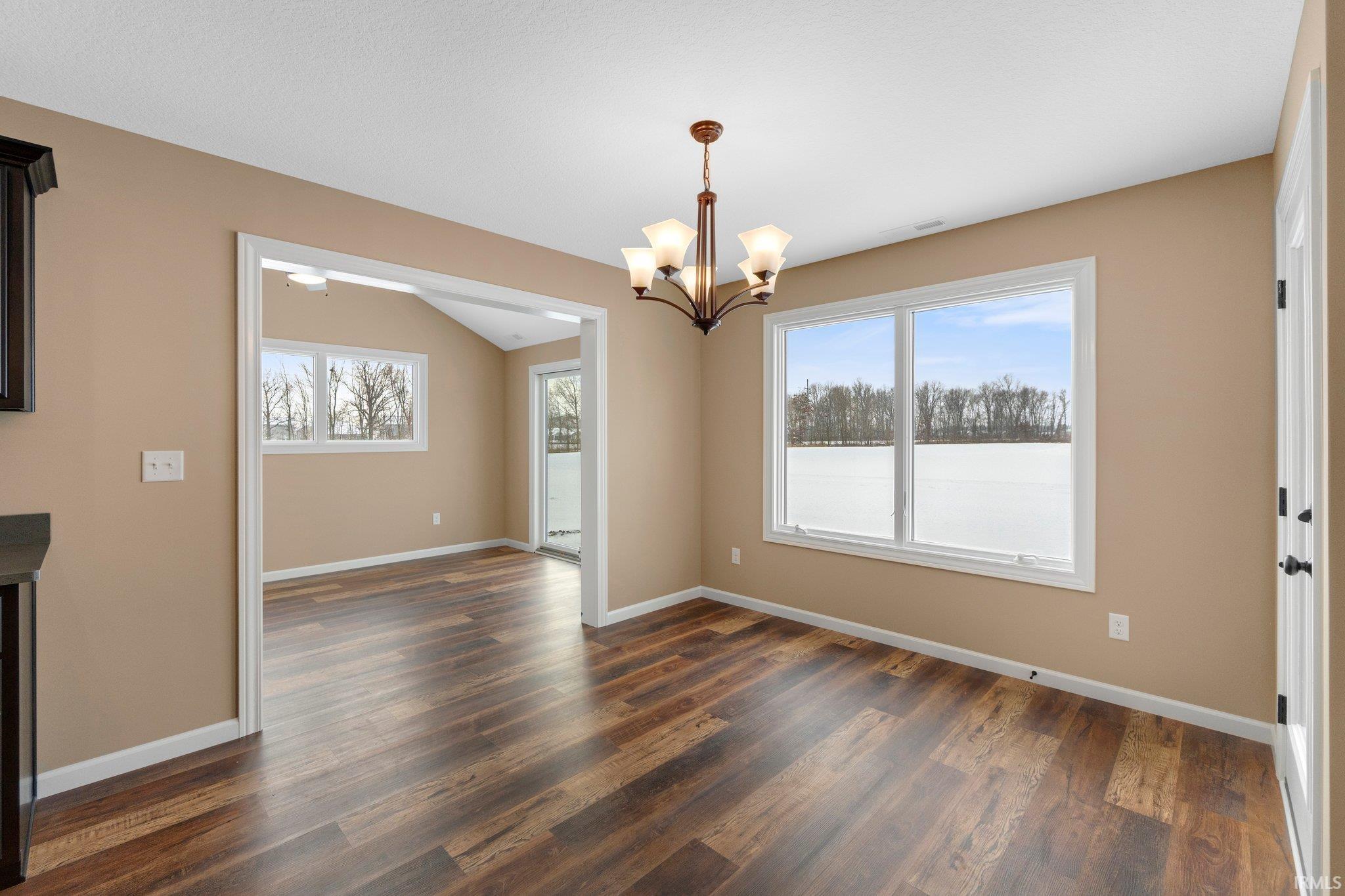 Photo 15 of 817 Zenos Boulevard