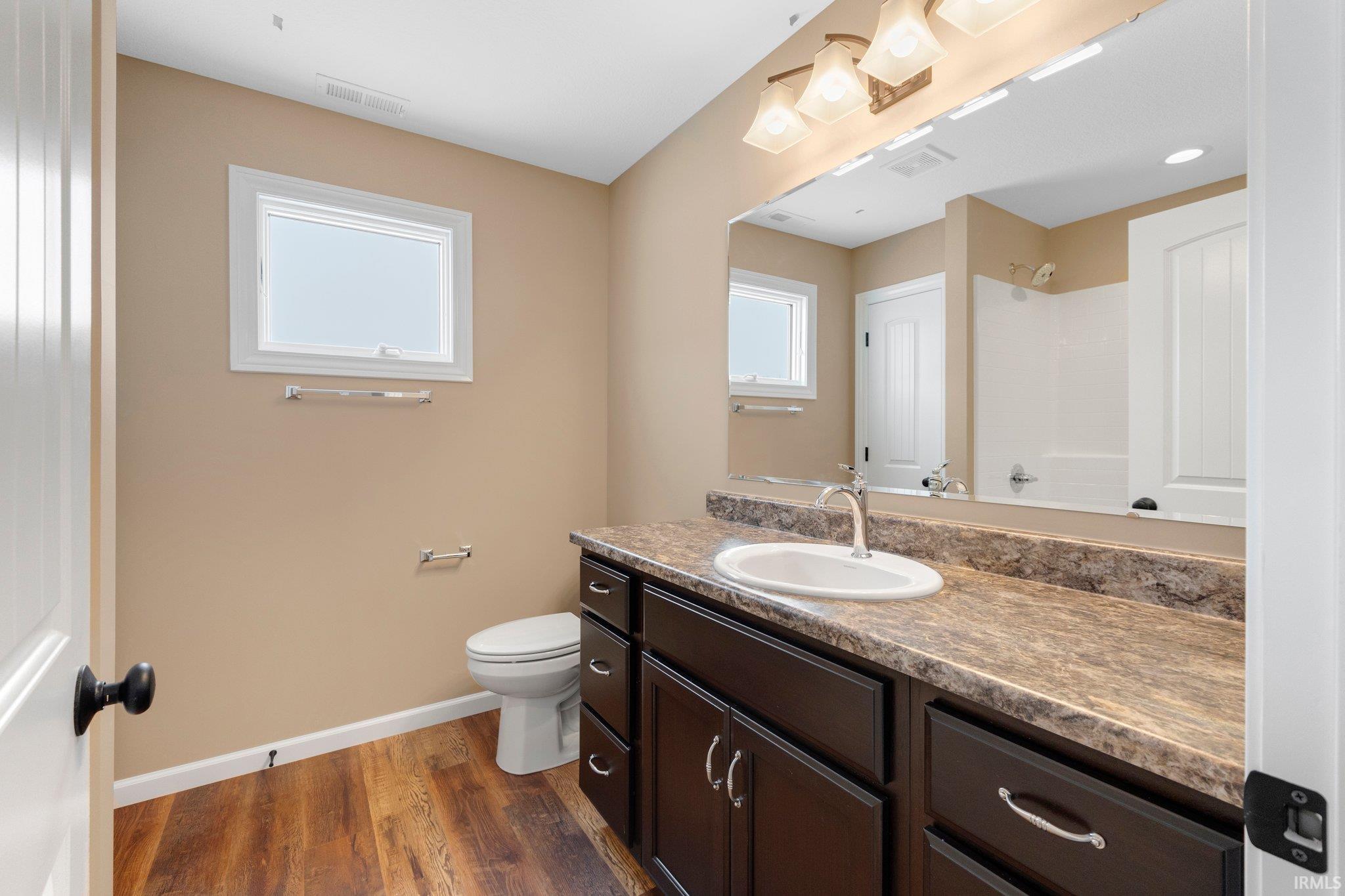 Photo 28 of 817 Zenos Boulevard
