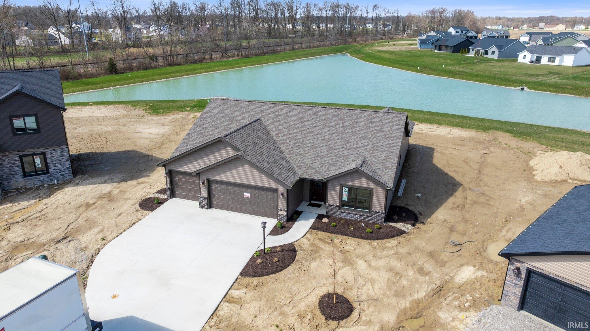 Photo 3 of 817 Zenos Boulevard